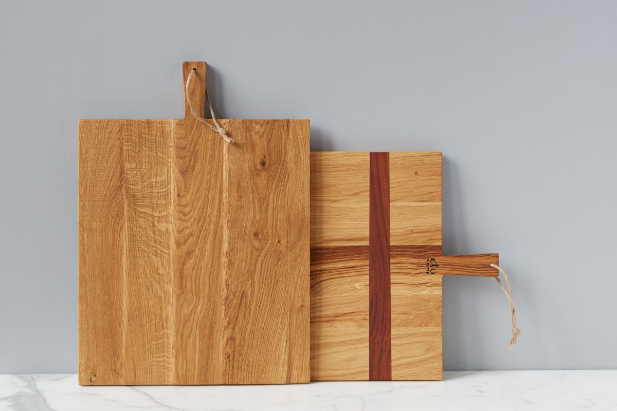 REY271EN2_Oak_Medium_Rectangle_Pizza_Board_1.jpg