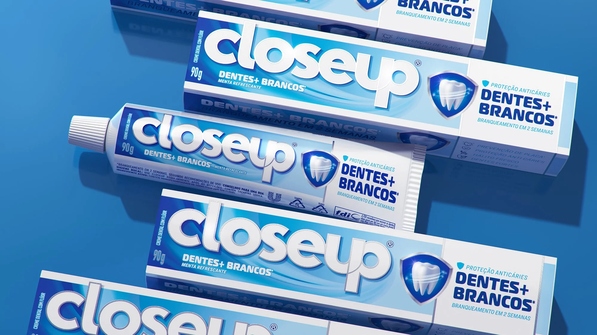 crx-unilever-closeup-whitening-embalagem-02.jpg