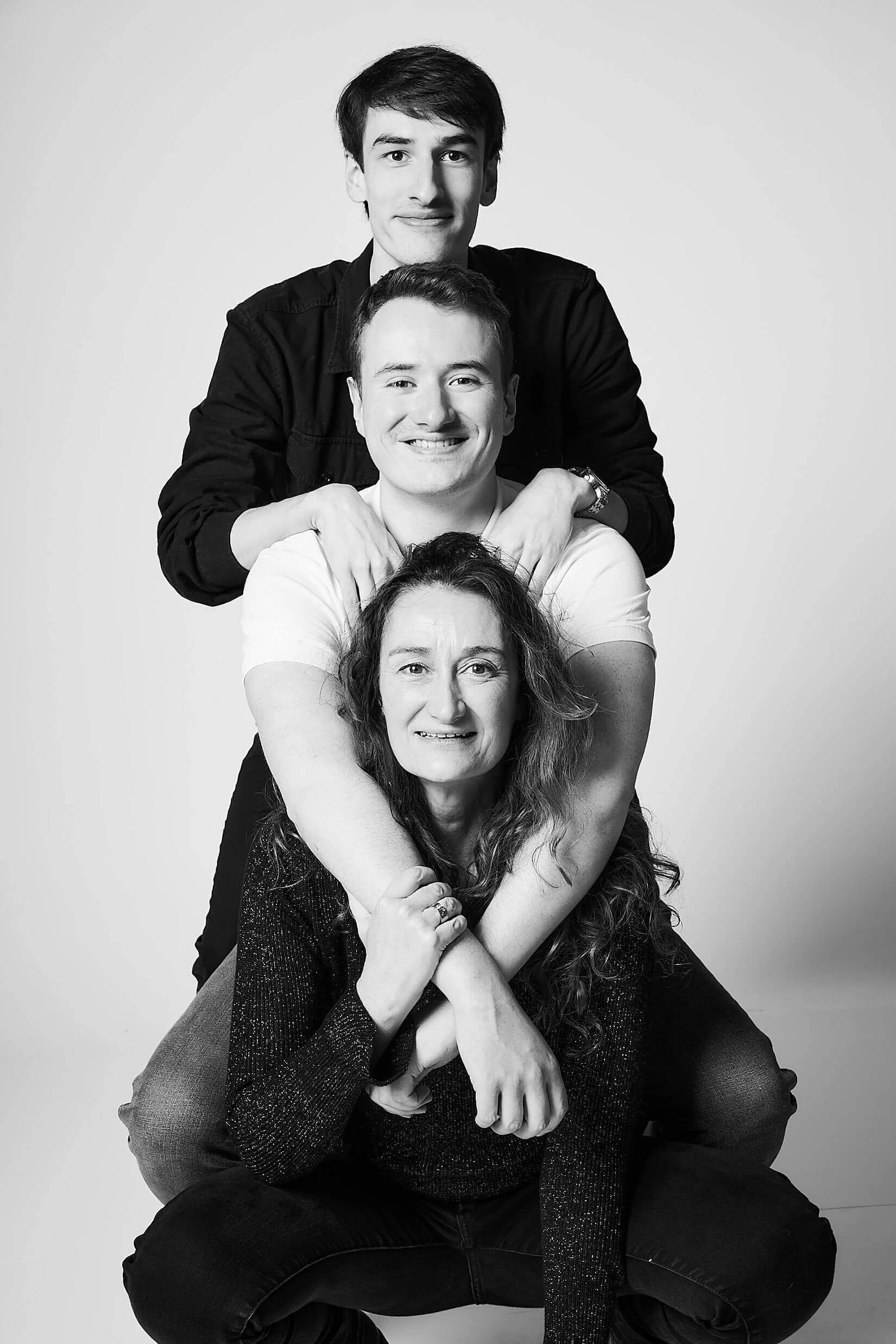 shooting-photo-famille-studio-professionnel