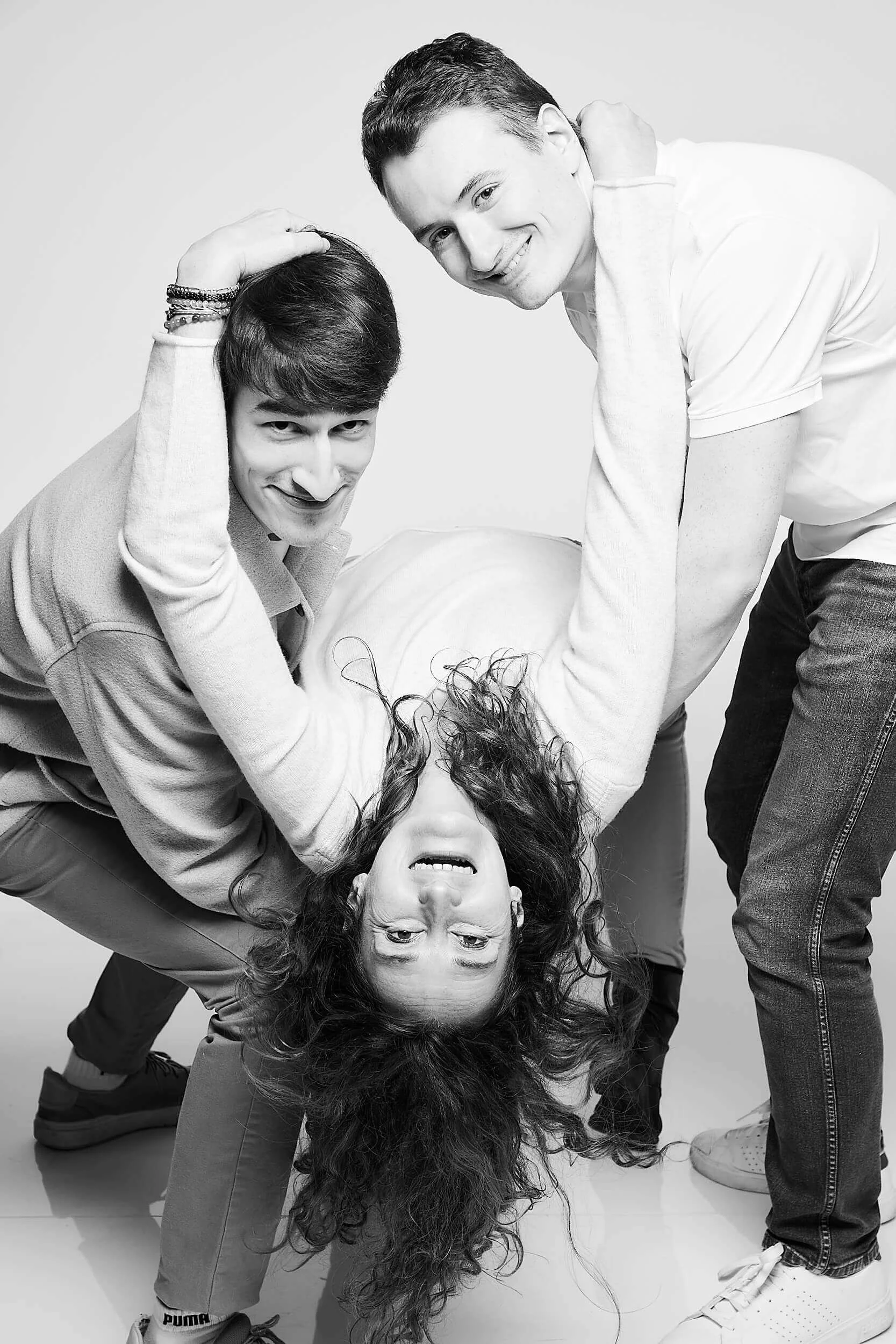 shooting-photo-famille-studio-professionnel