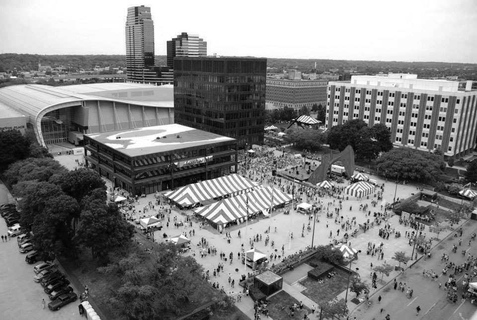 Edison Kitt &amp; the Strangers - @ Festival of the Arts