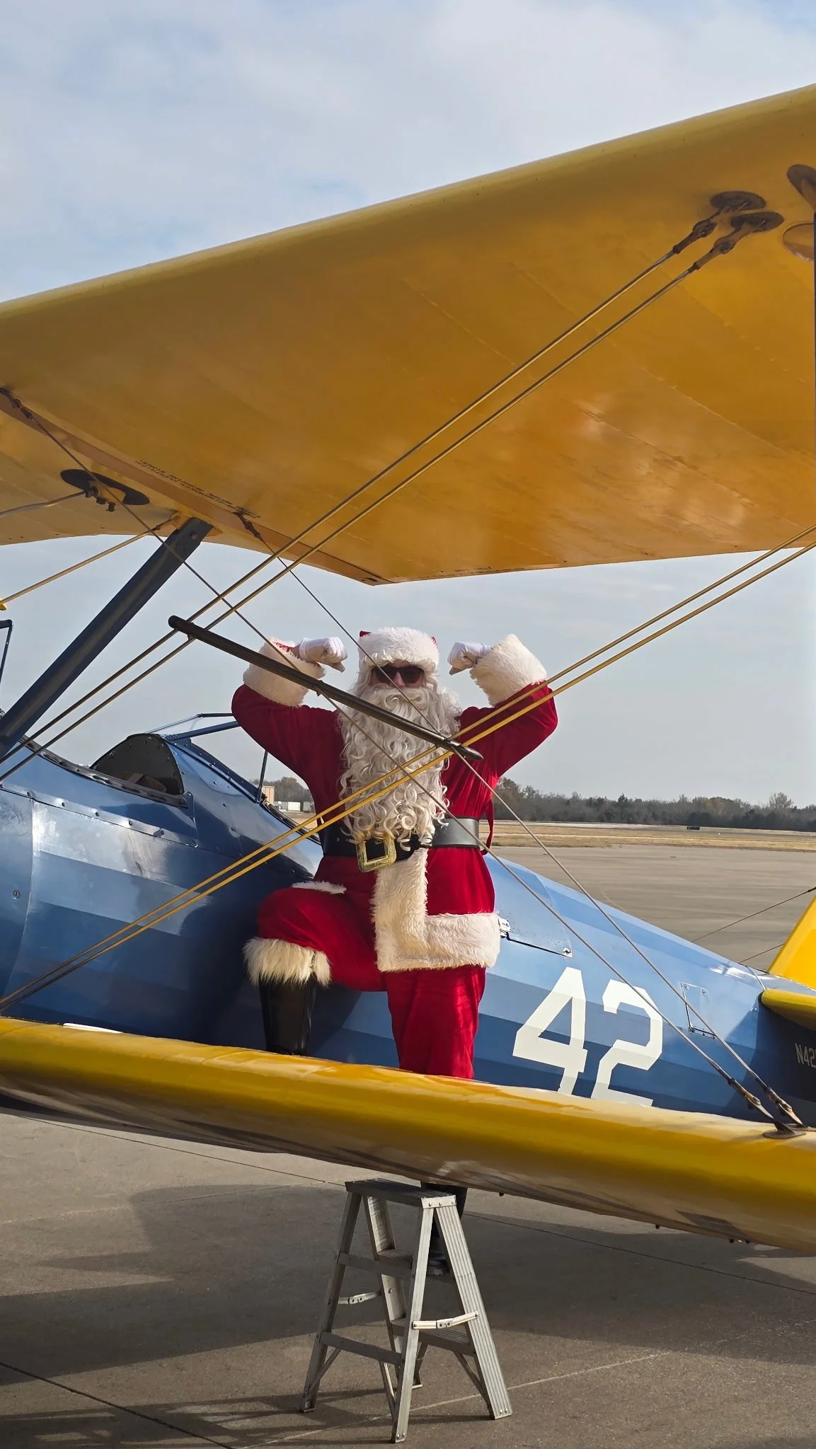 Holiday Magic on the Ramp: Spreading Cheer at Apex Aero Center GPH, TRL &amp; GOK