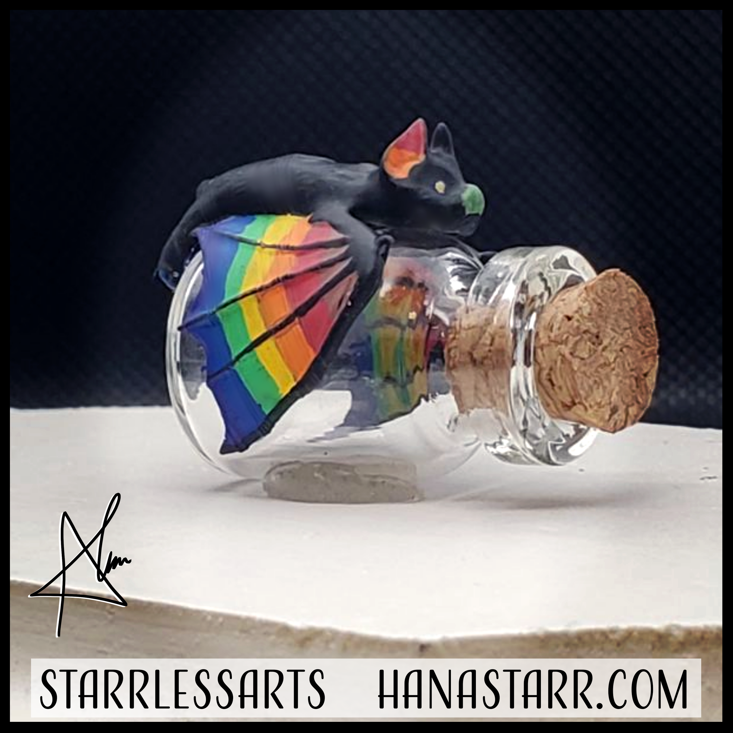 bottleBuddies_batRainbowStripe.png