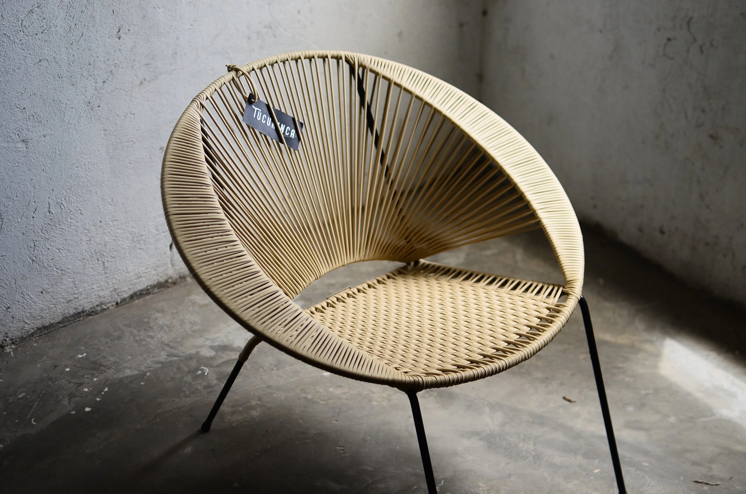 Tucurinca Tres Easy Chair 4.jpg