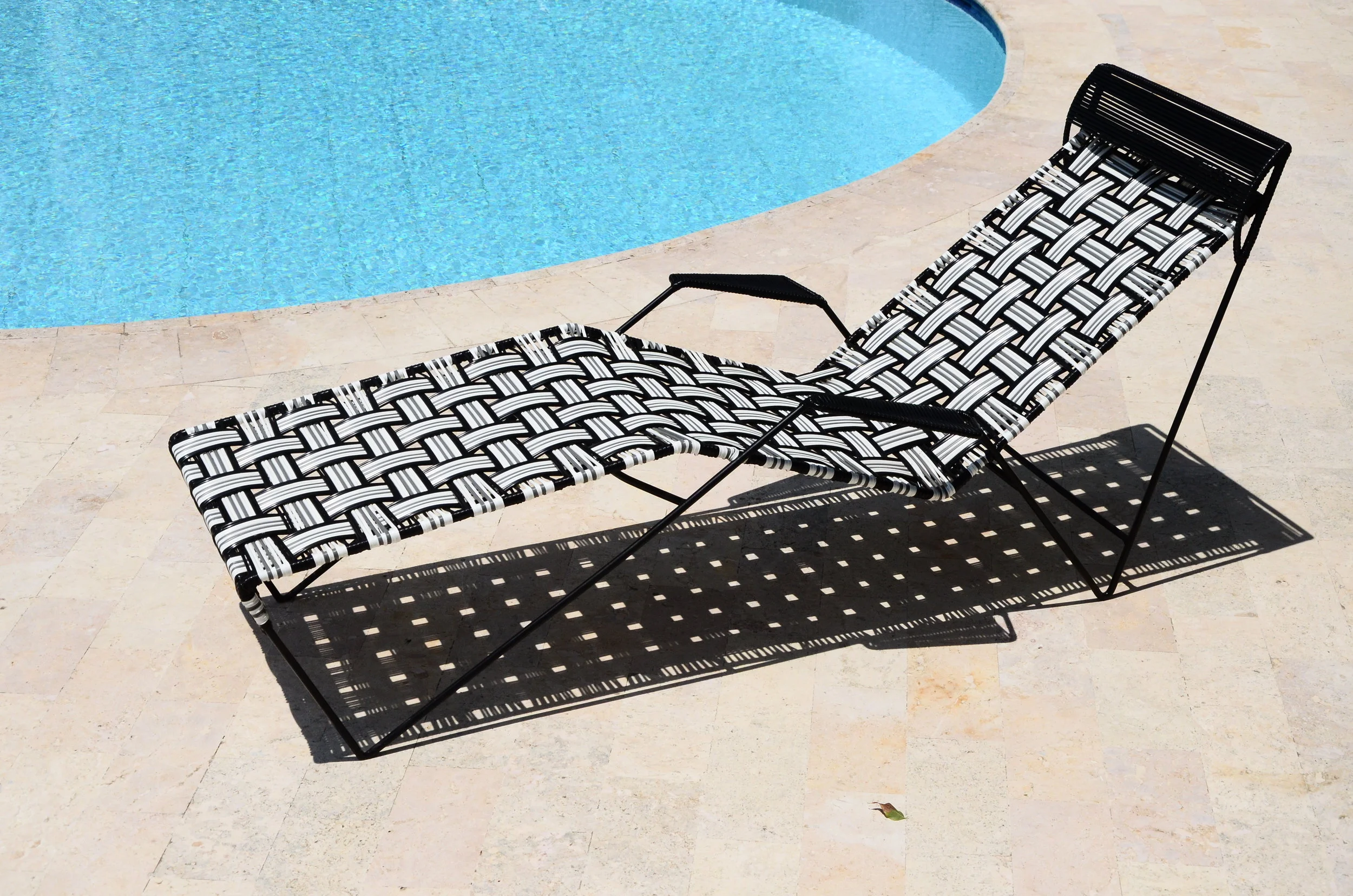omarcity_tucurinca_chaiselounge-weaveariguani2_799euro.jpg