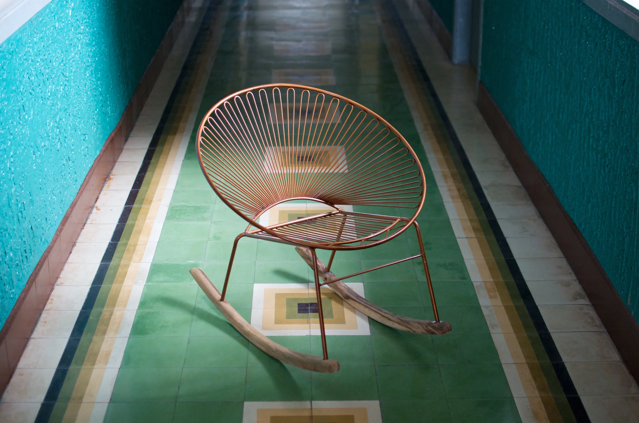 omarcity_tucurinca_tucurincarockingchairpurohierro_399eurojpg.jpg