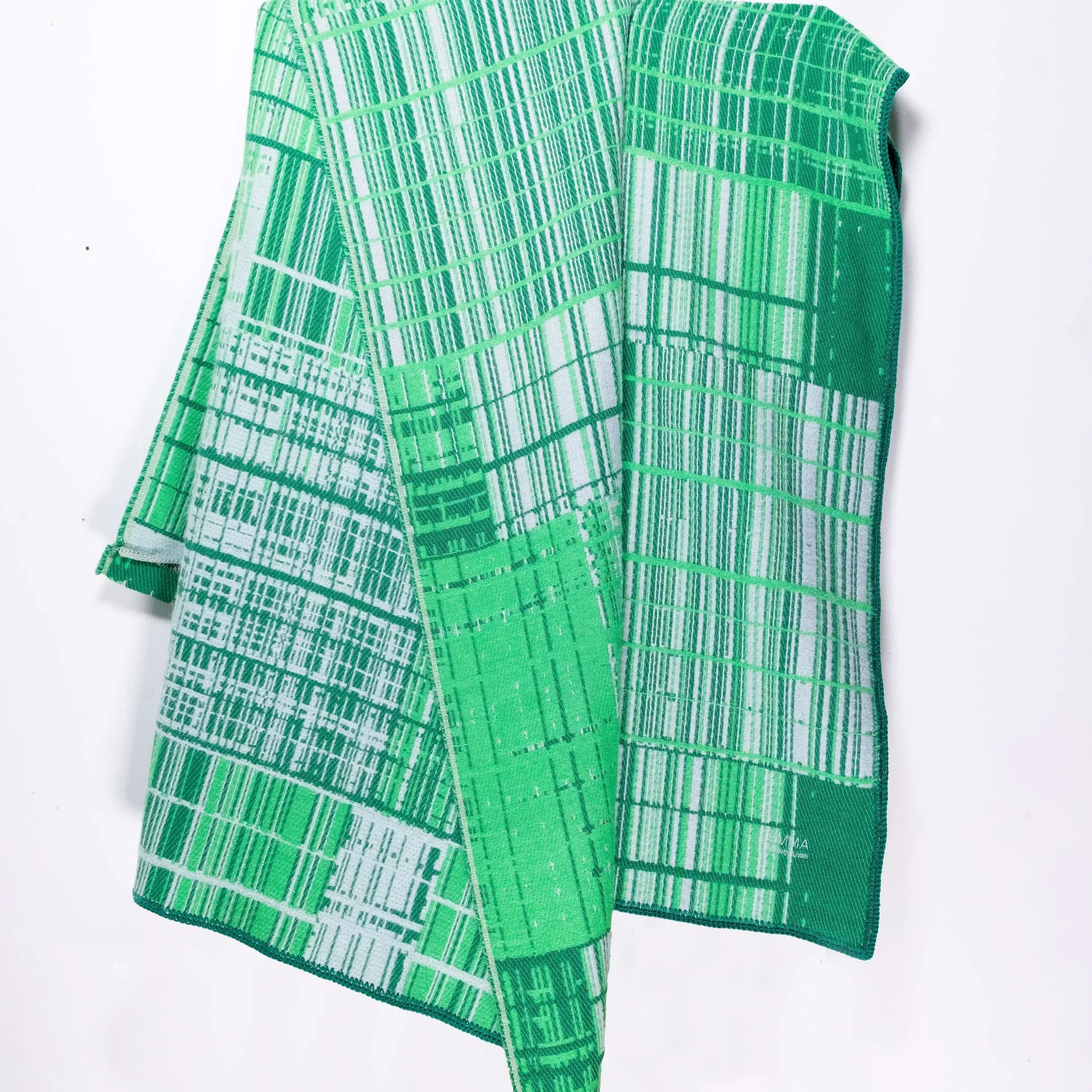 EmmaTerweduwe-BeyondBold-Emerald.jpg.png