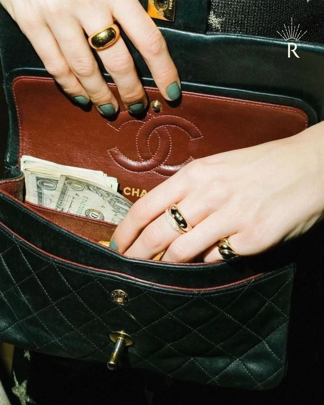 VENUS OPPOSE SATURN

Friday, August 21 &ndash; 7:43am

If it&rsquo;s been a spendy summer, it&rsquo;s time to get your finances in order. Pay off any outstanding debts or kickstart a plan to make your money work harder for you.

#astrologyposts #dail