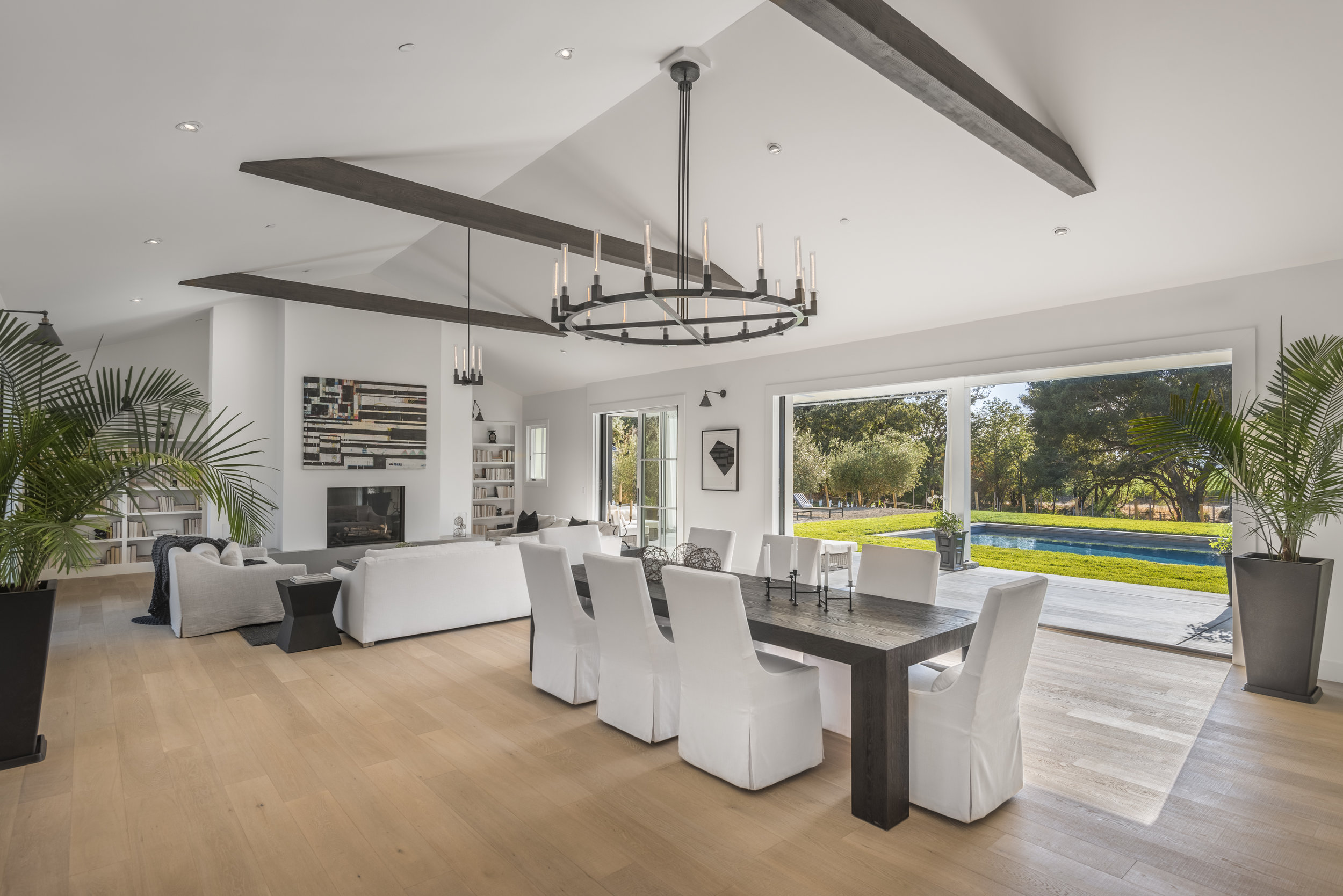21235 Hyde Rd-338-HDR HR.jpg