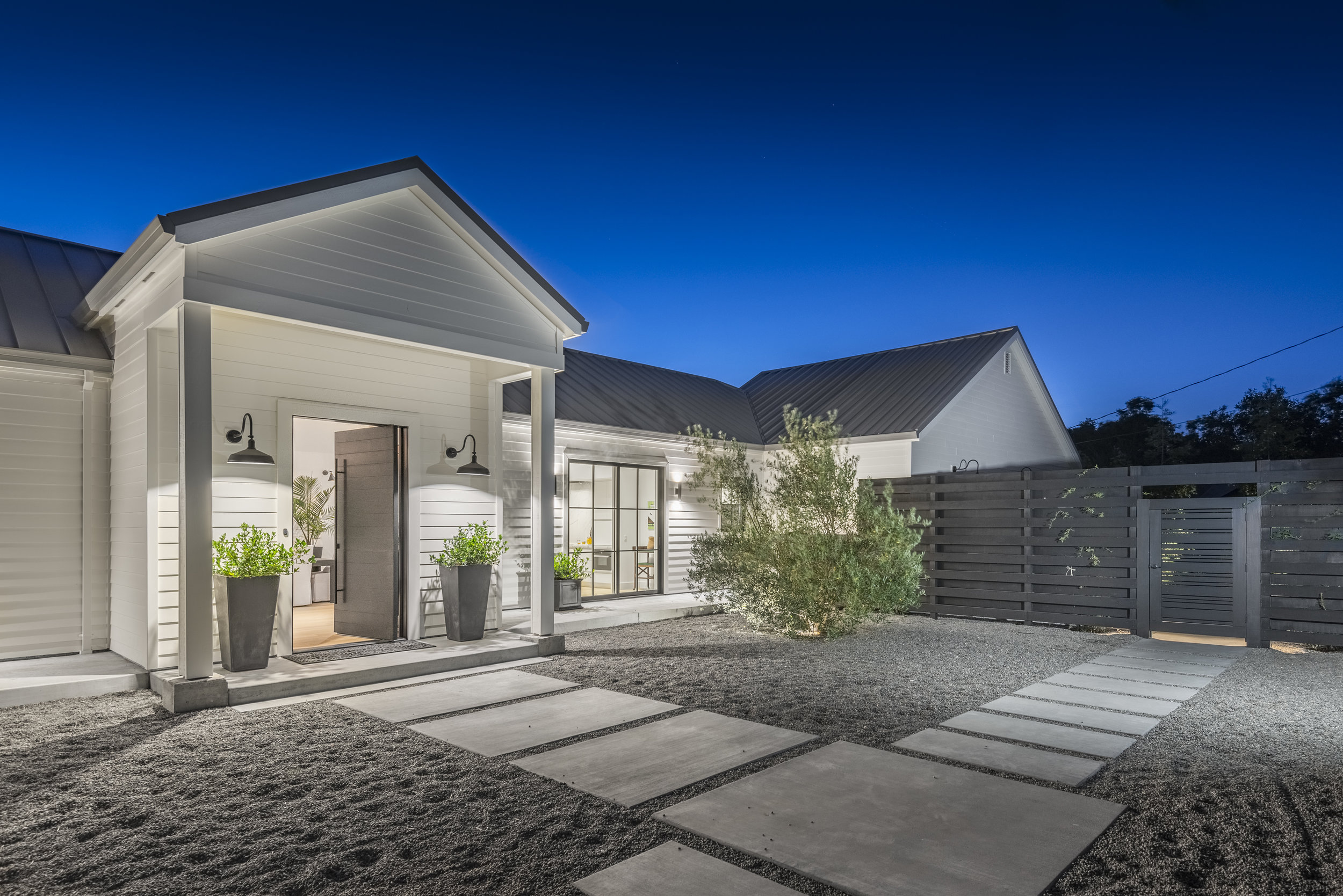 21235 Hyde Rd-574-HDR HR.jpg
