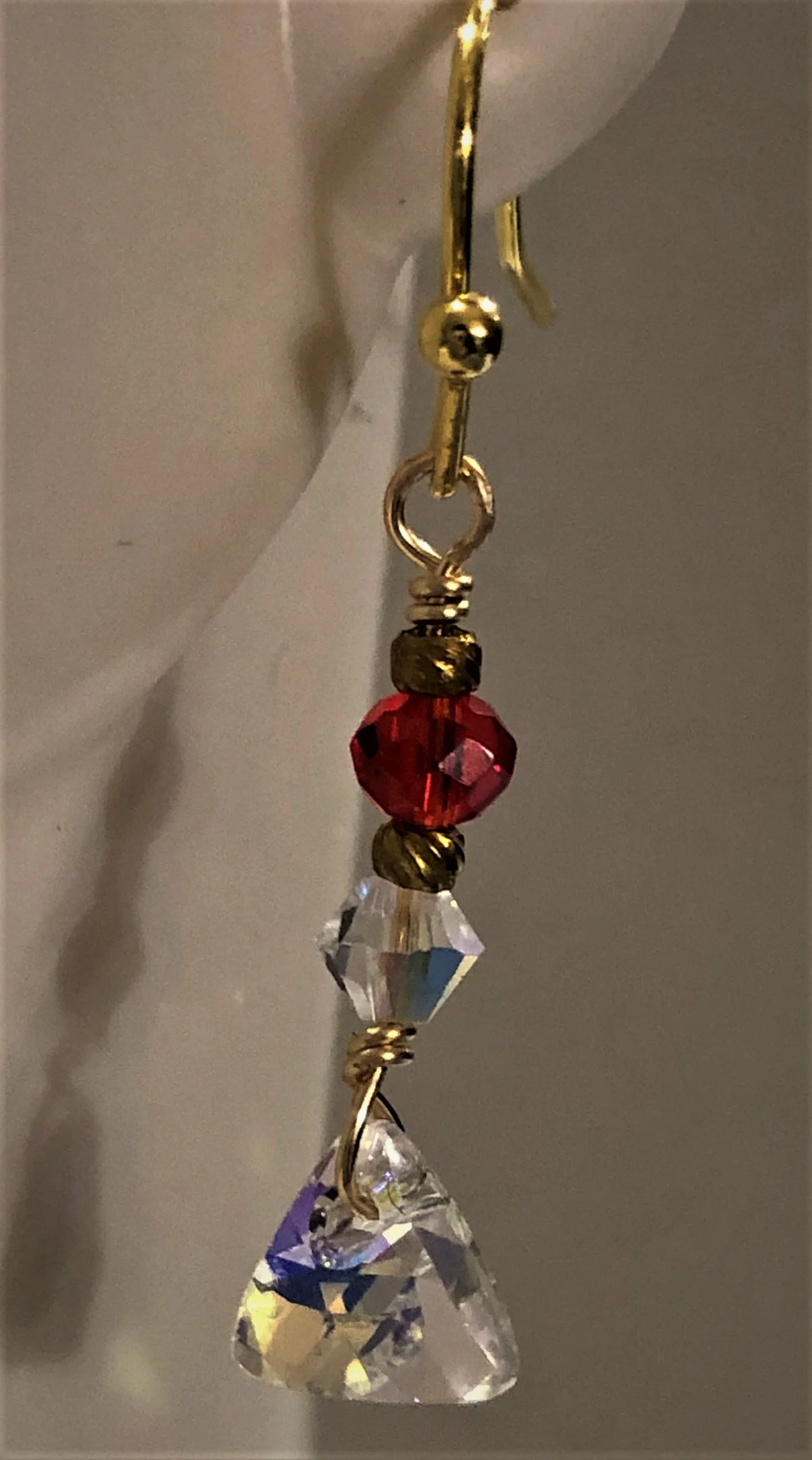 Red and clear trillium crystal drop.JPG
