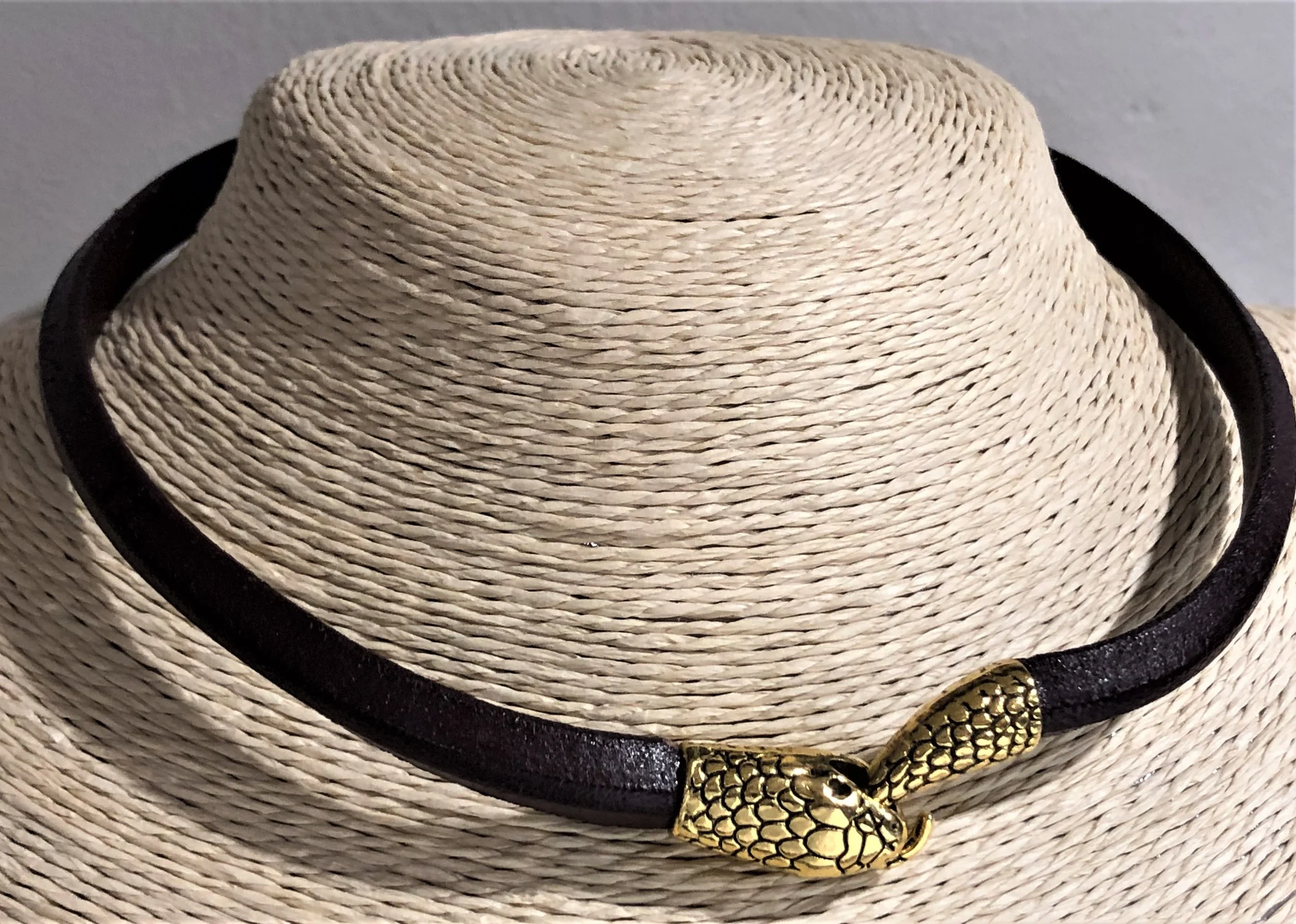 Serpentine Leather Choker