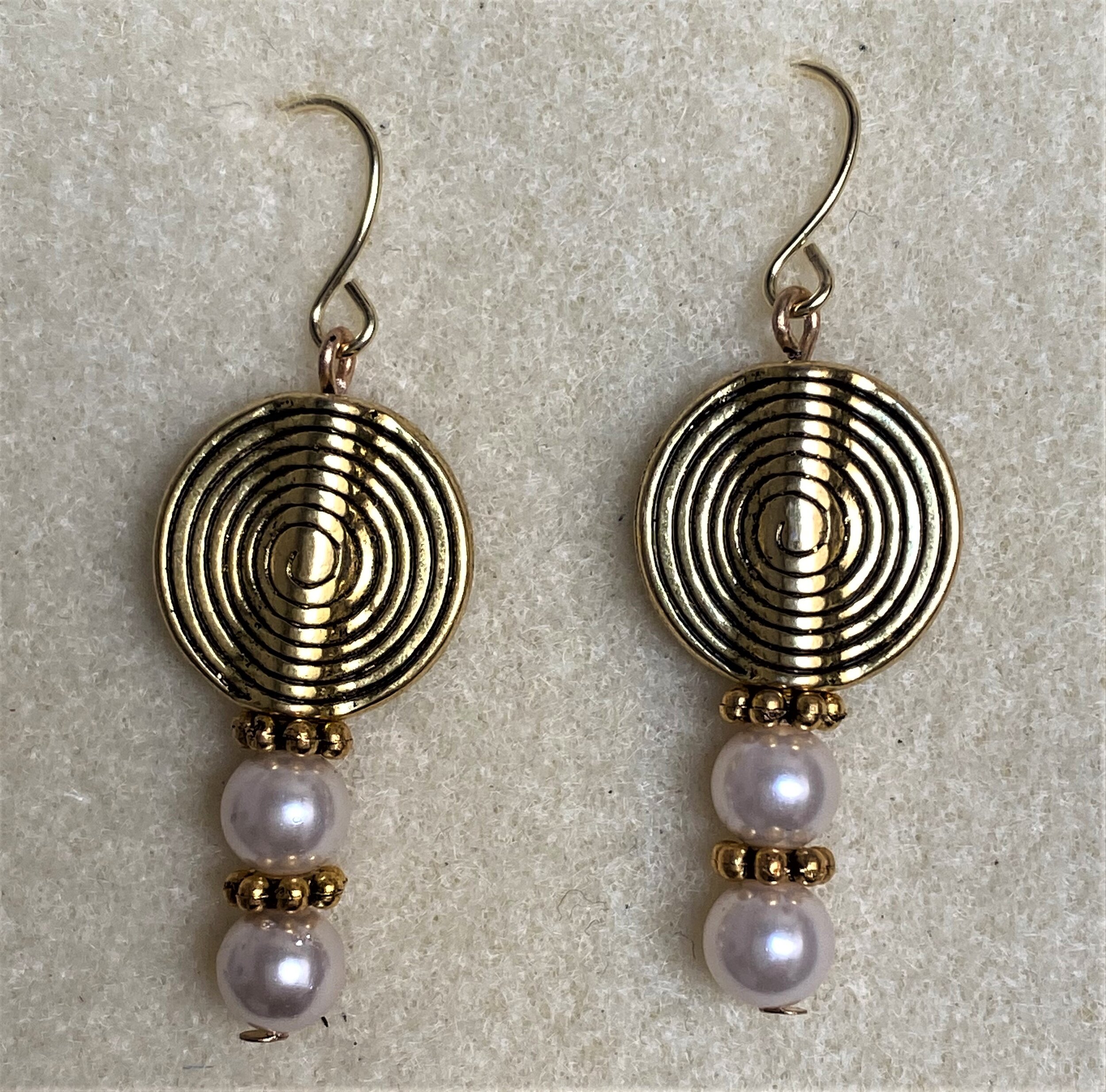 Art Deco with Pearls
