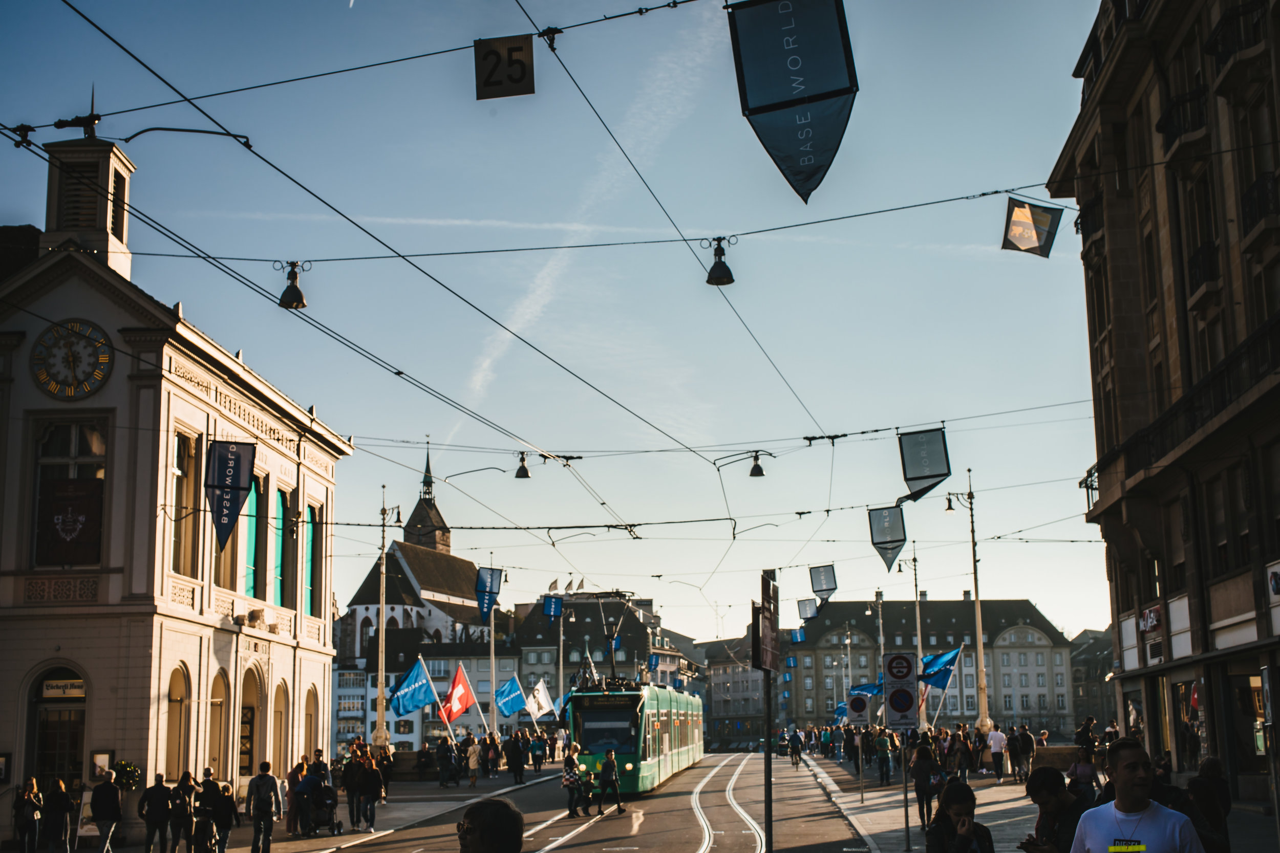  A short tram ride from Baselworld Messeplatz to Davidoff by the Rhine 