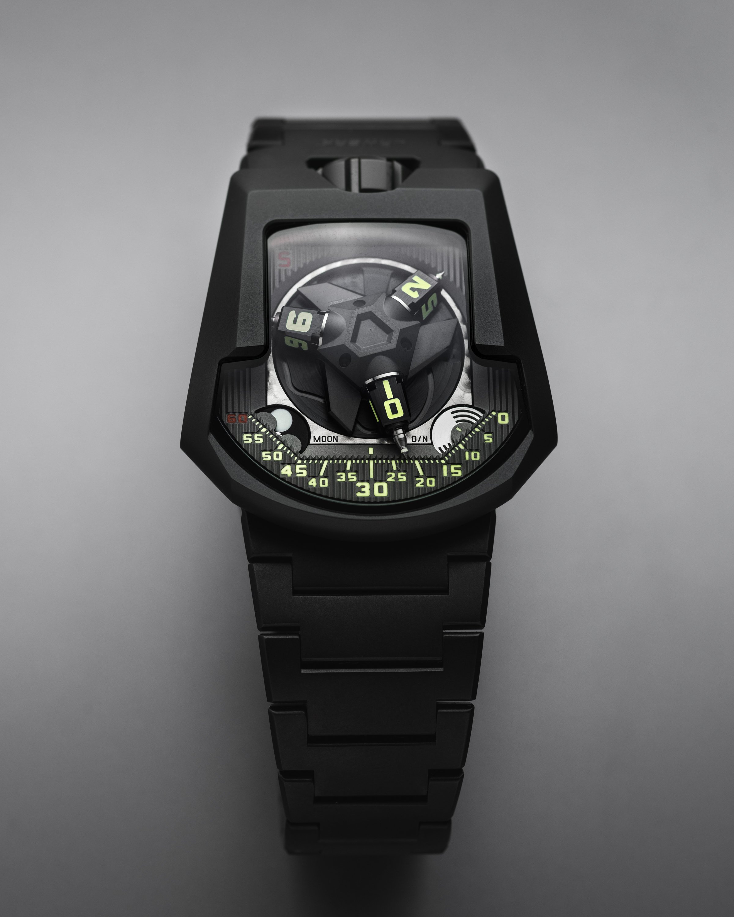 Urwerk UR-202S ALTIN "The Hammerhead - Full Metal Jacket"