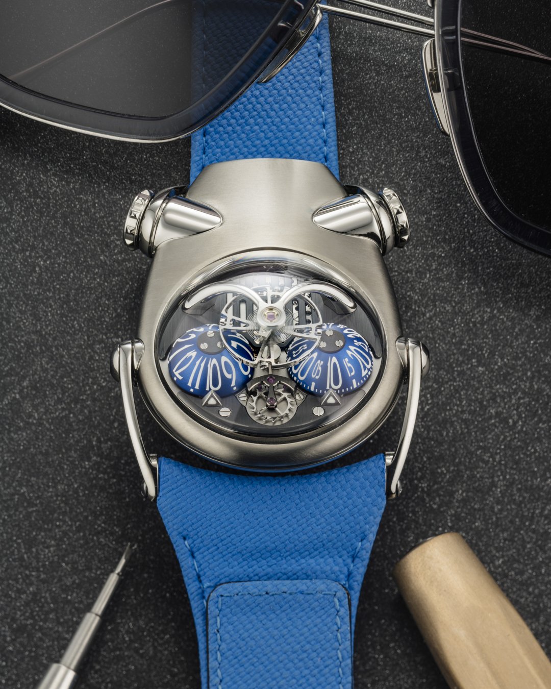 MB&F HM10 Bulldog Ti