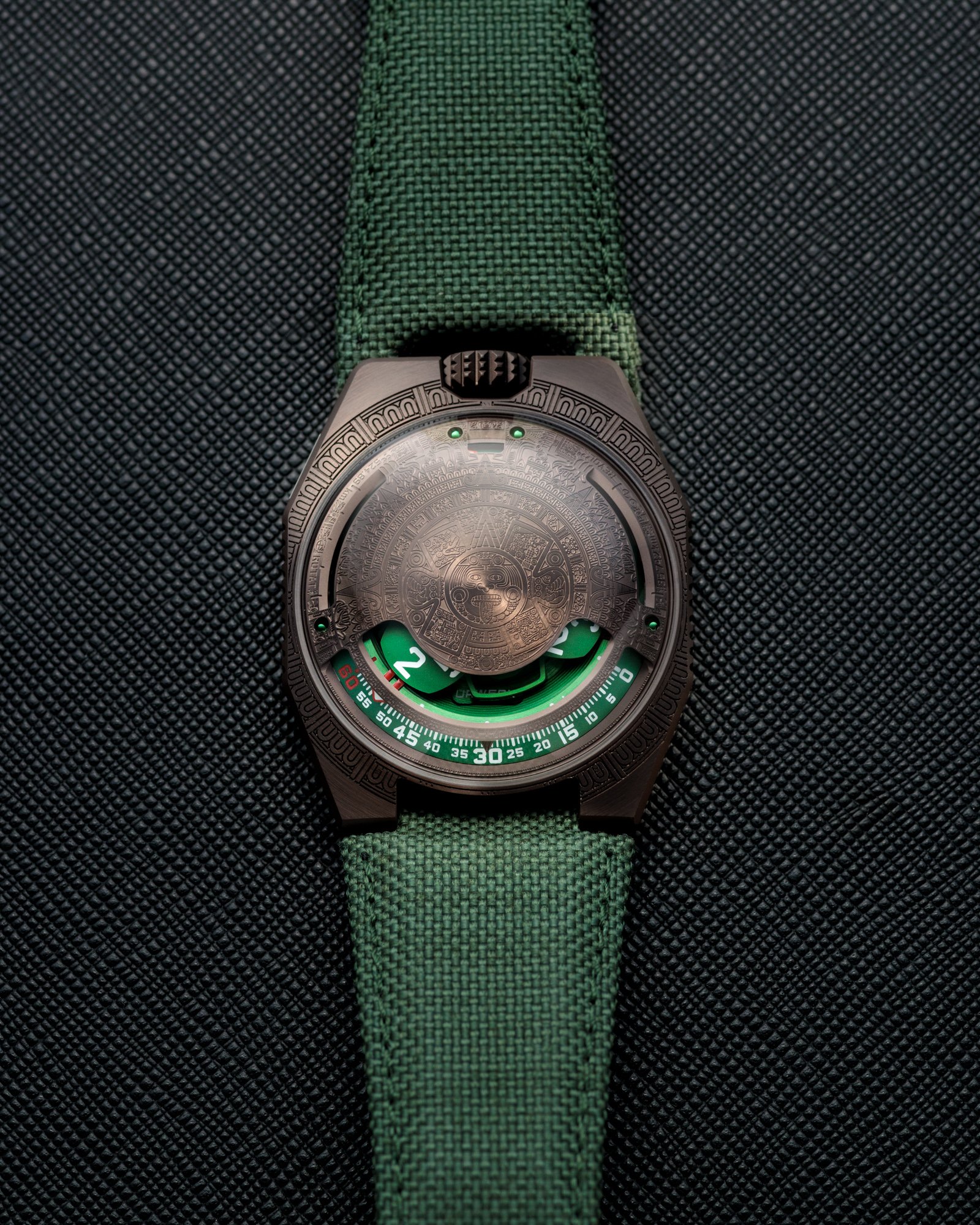 Urwerk UR-100V Time and Culture I