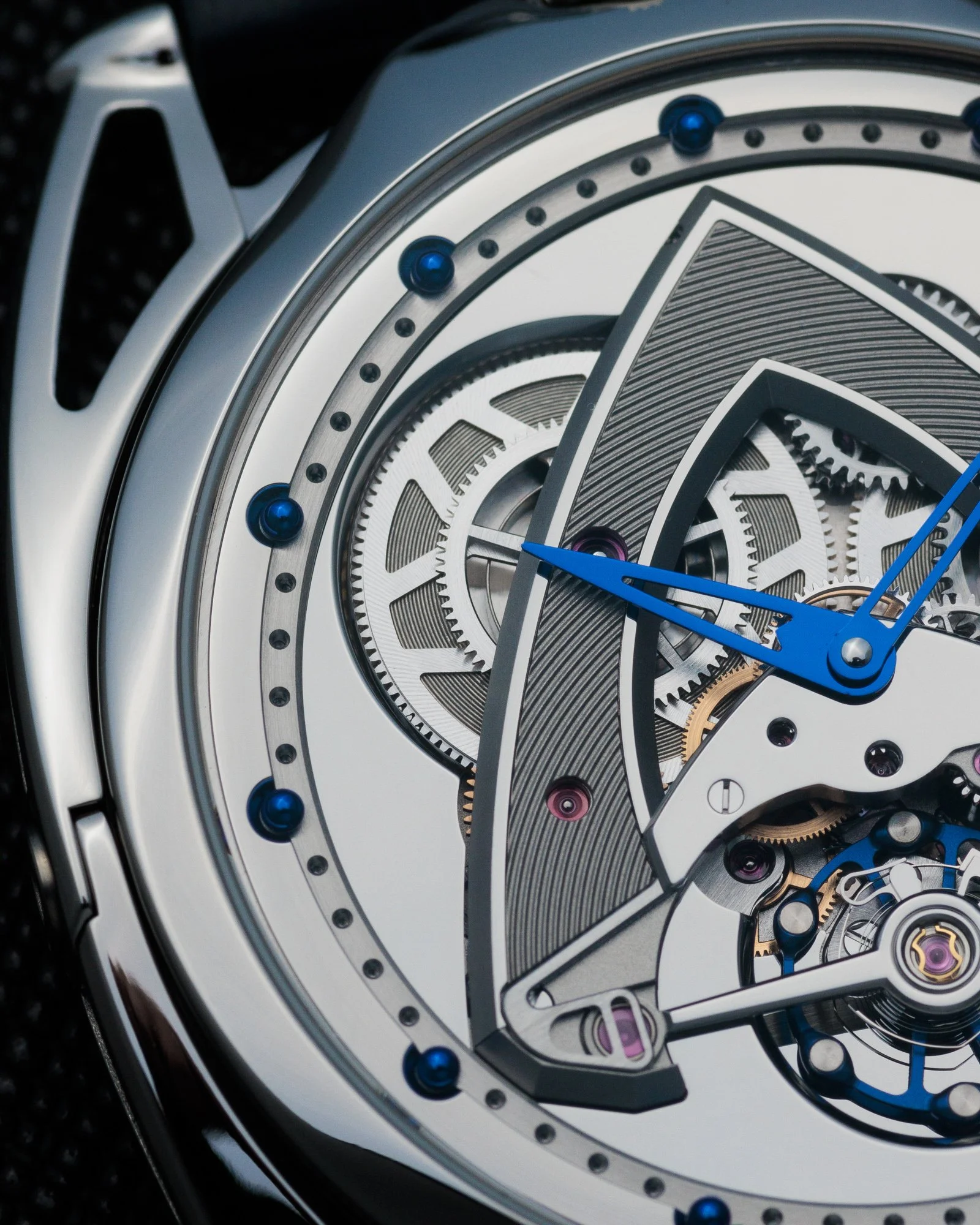 DB28 Steel Wheels-4.JPG