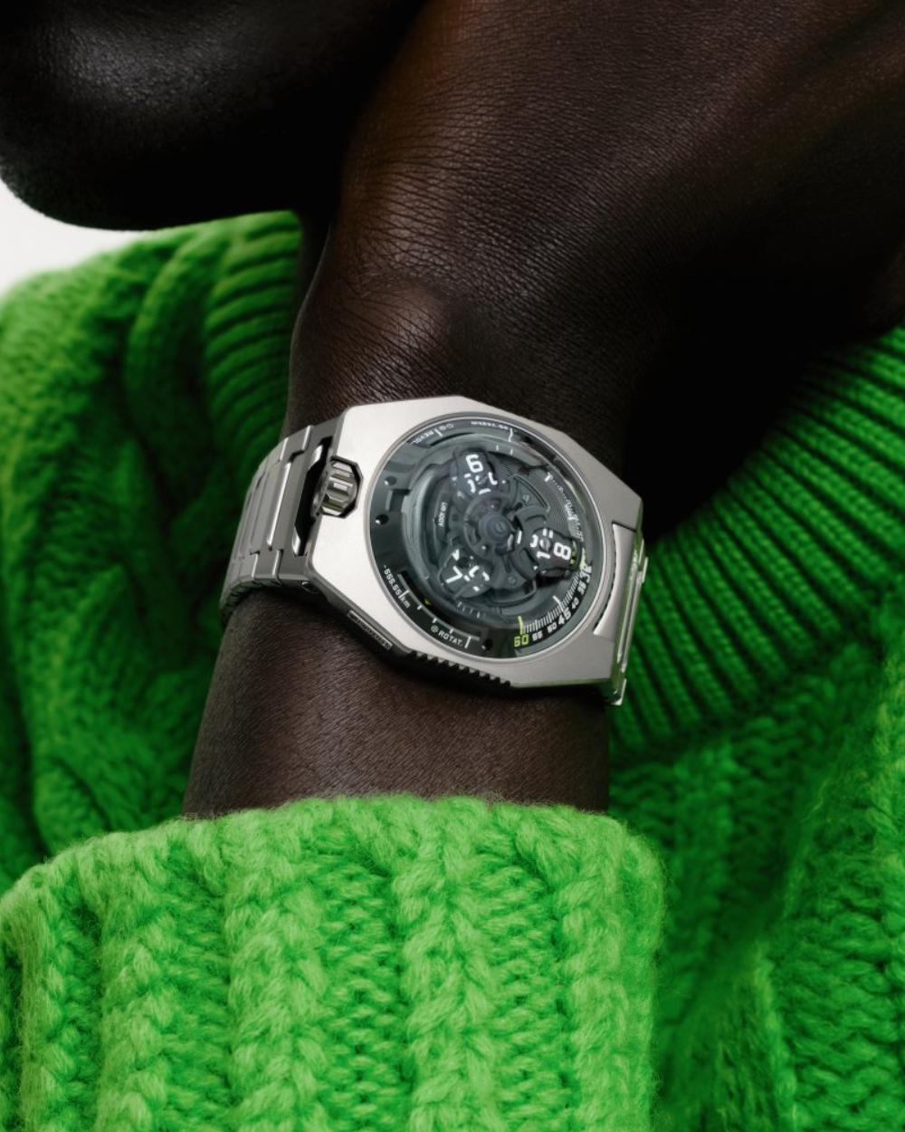 URWERK UR-100V Magic T in Hunter Green