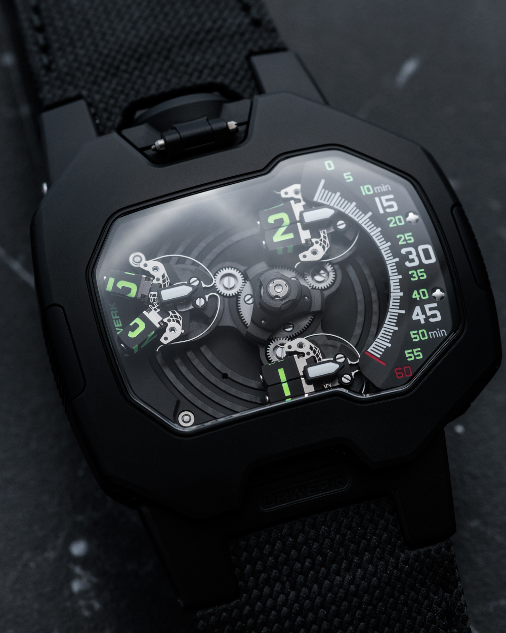 URWERK UR-120 "Lost In Black Space"