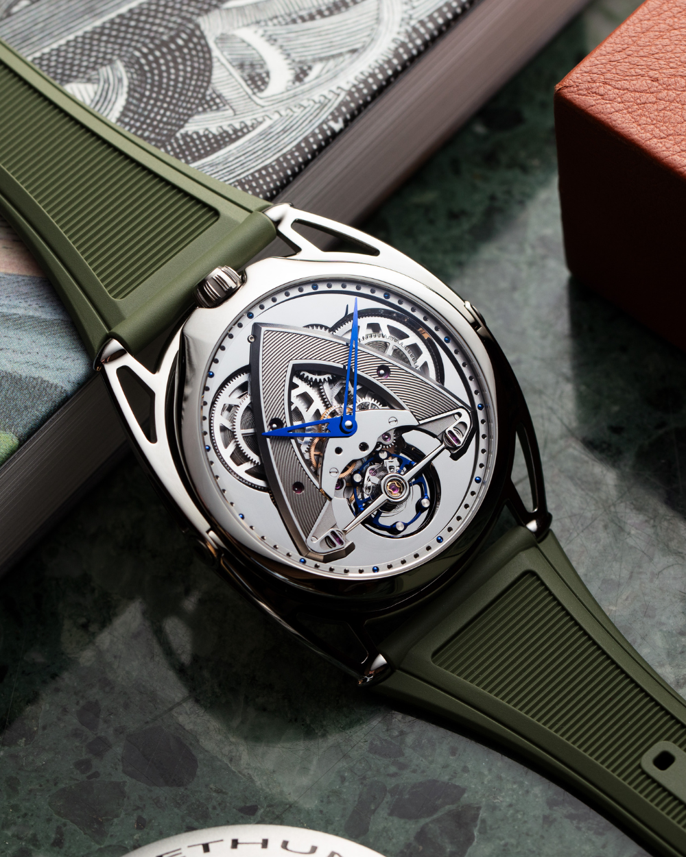 A Spotlight on the Shift to <40mm Watches