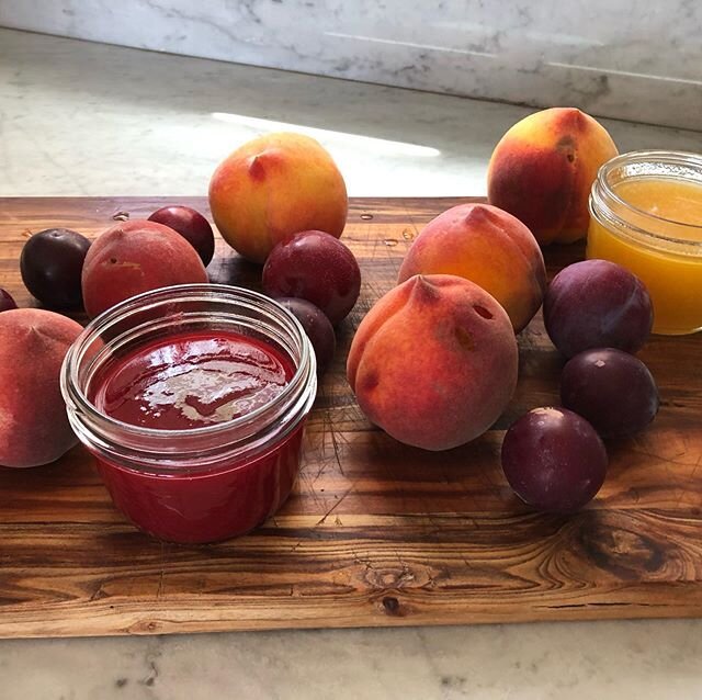 Red Havens and Santa Rosa plums! A wonderful combination and we&rsquo;ll have both at the farm stand this wed 6/24 Noon open and we&rsquo;ll also be at the Healdsburg farmers market Saturday 6/27 8:30 open. It&rsquo;s a beautiful time for stone fruit