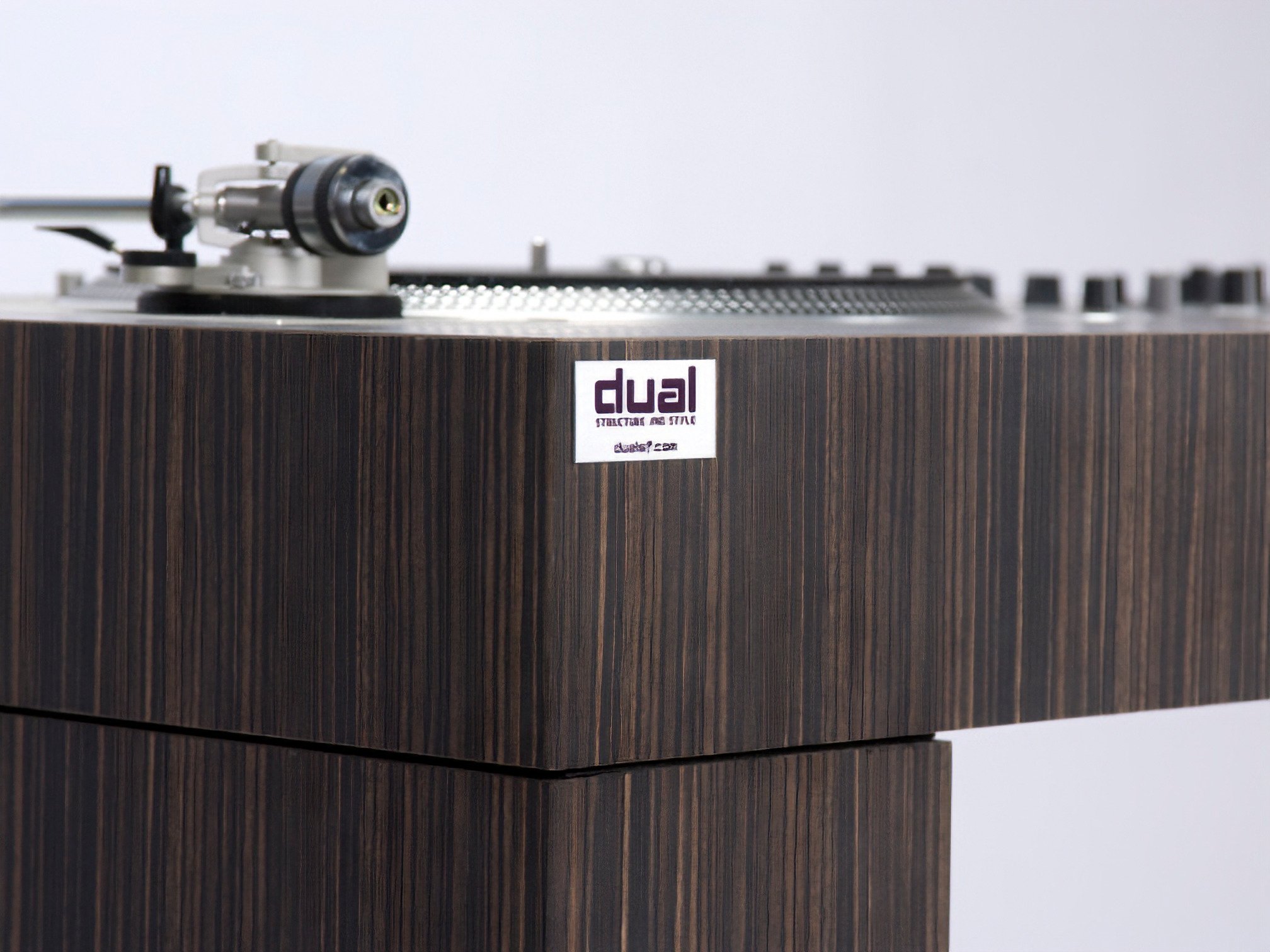 dj-mixing-desk-new-york.jpg