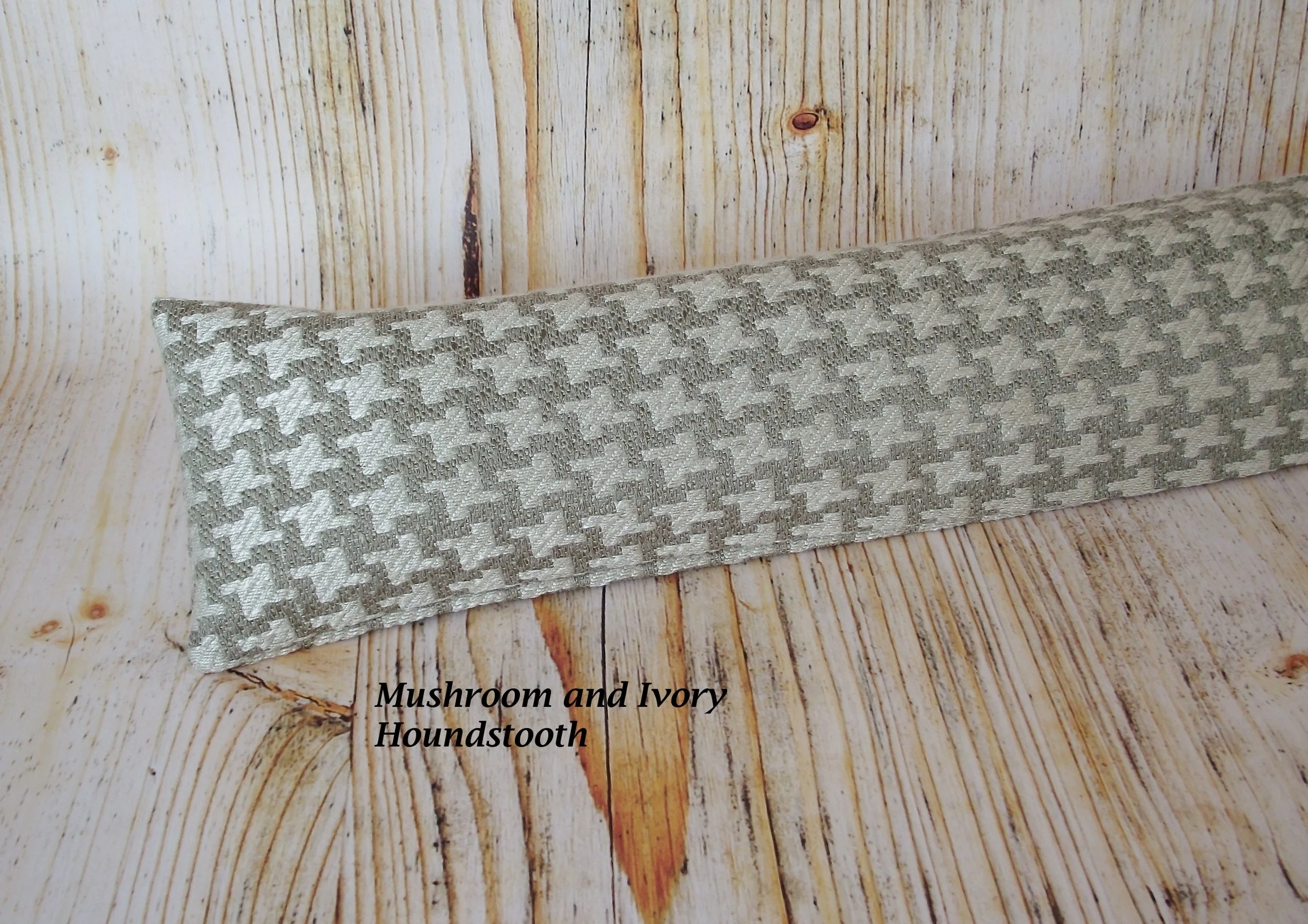 Mushroom and Ivory Houndstooth.jpeg