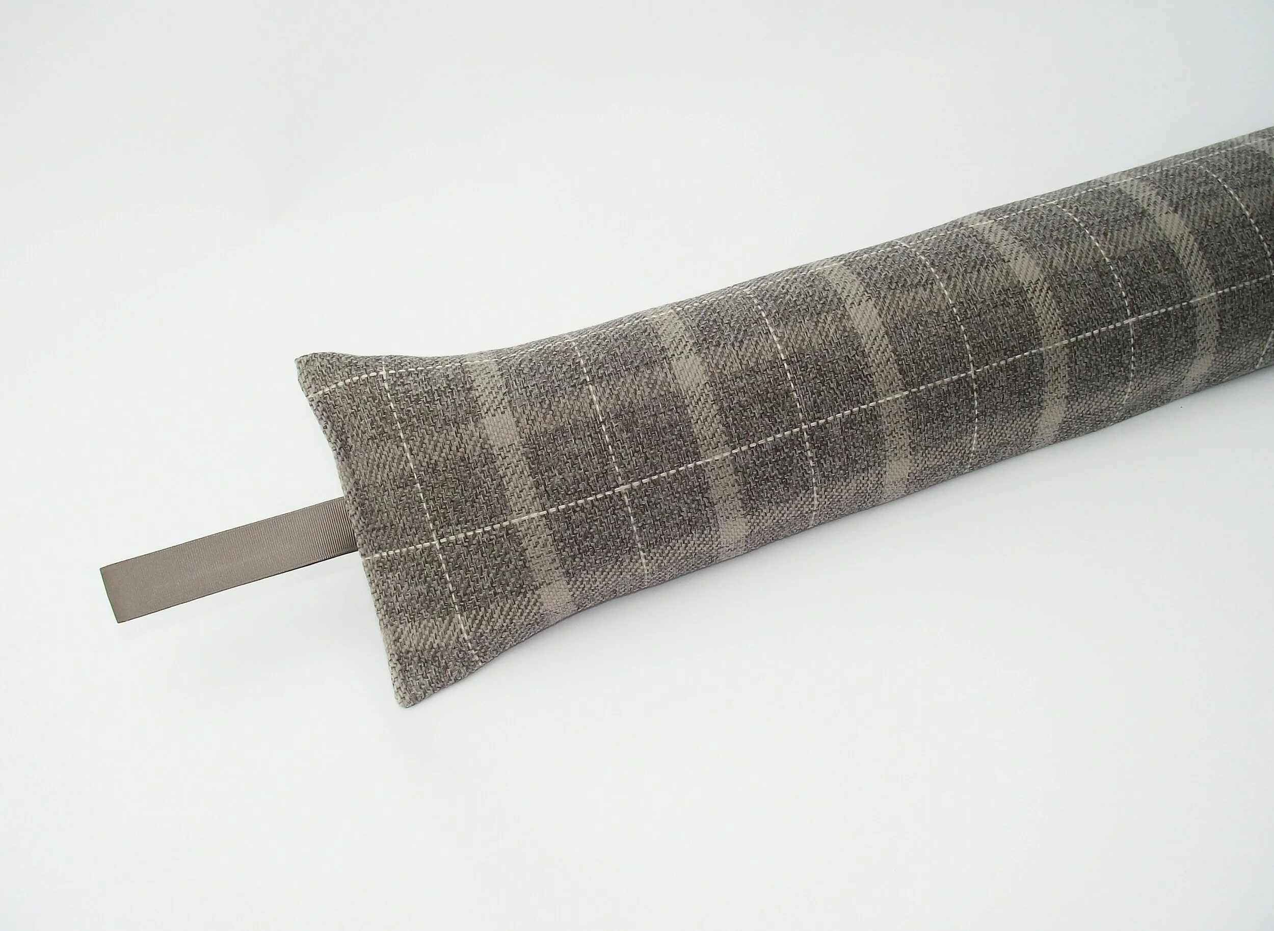 Vers overcheck draught excluder 1.JPG