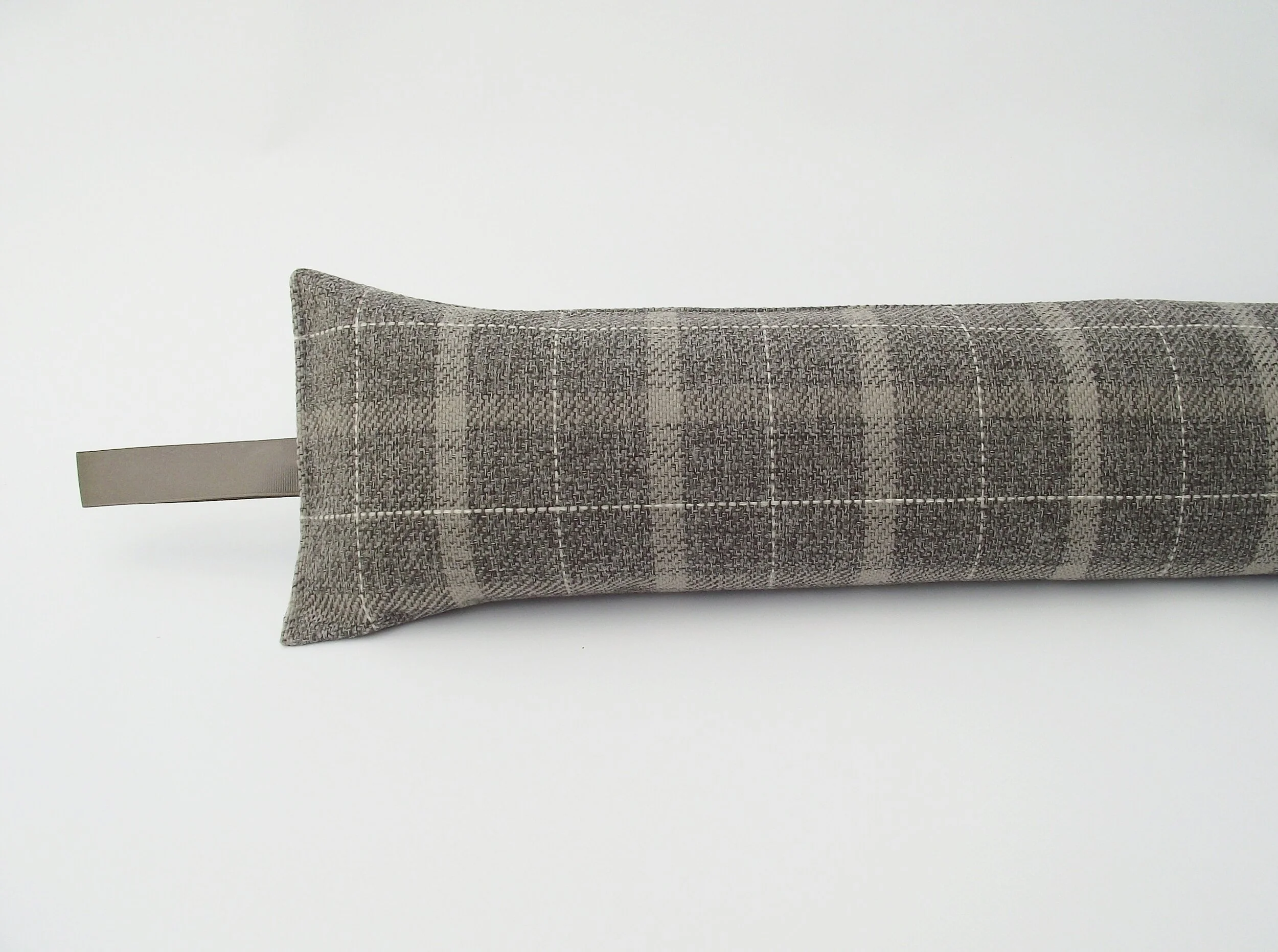 Vers overcheck draught excluder 2.JPG