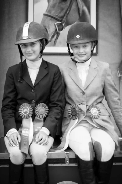 Bella & Gigi Hadid, all Smiles and Blue Ribbons