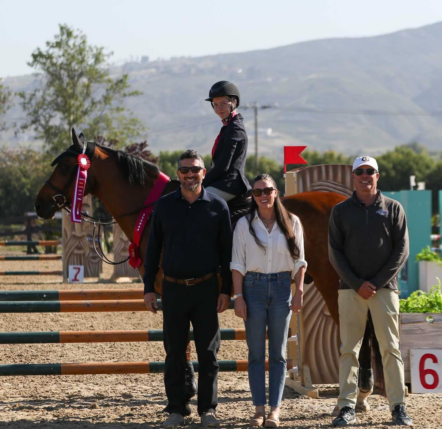 Congratulations to Lindsay Green on a great week at Temecula Valley National Premier 1!🥳🏆

🌟Counting Stars was Champion in the .90 Jumpers with Rebecca and 2nd in the .75 Jumper Classic with Lindsay
🌟MCL Sparkle was Champion .70 Jumpers with Lind