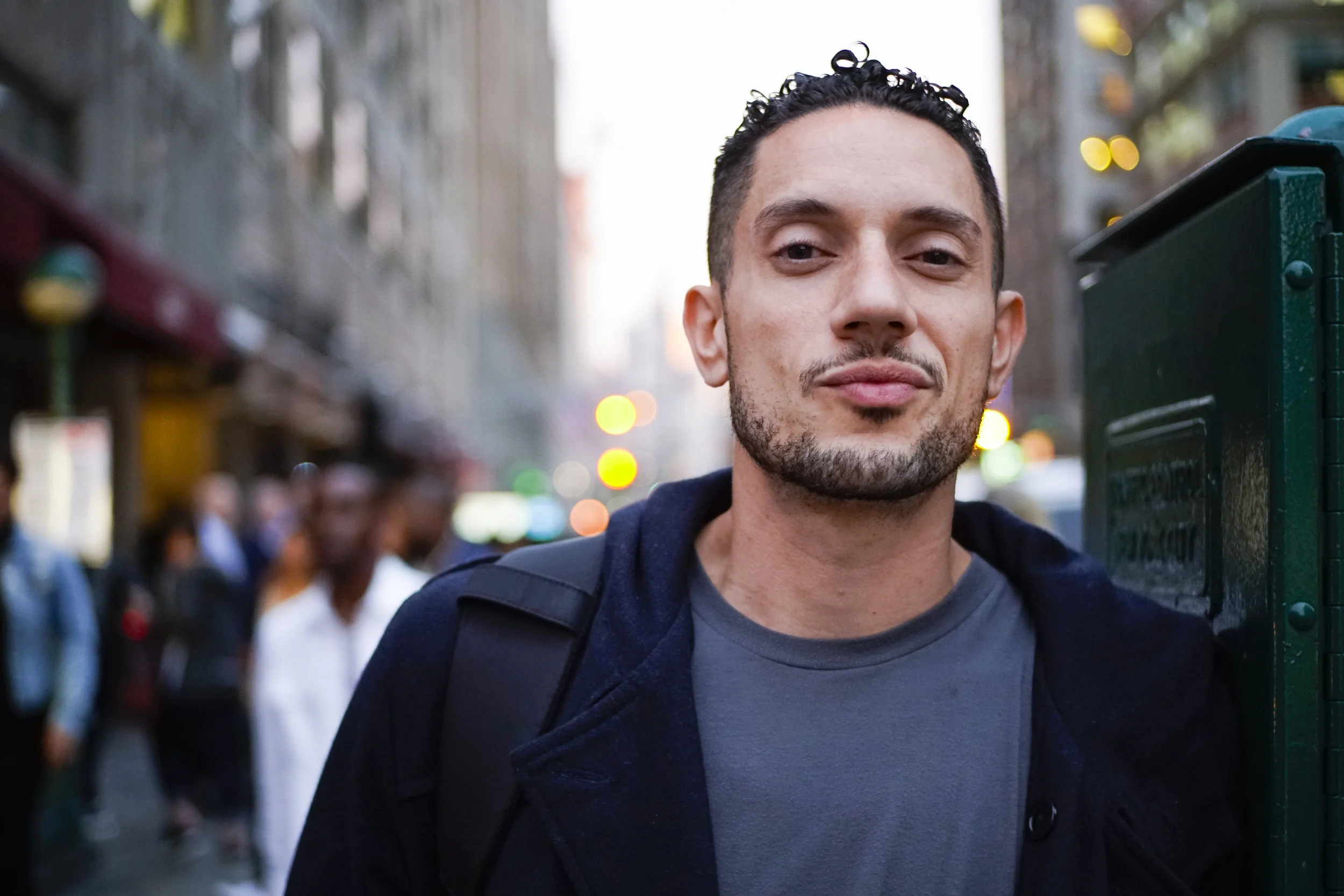 Omar Offendum portrait.jpg