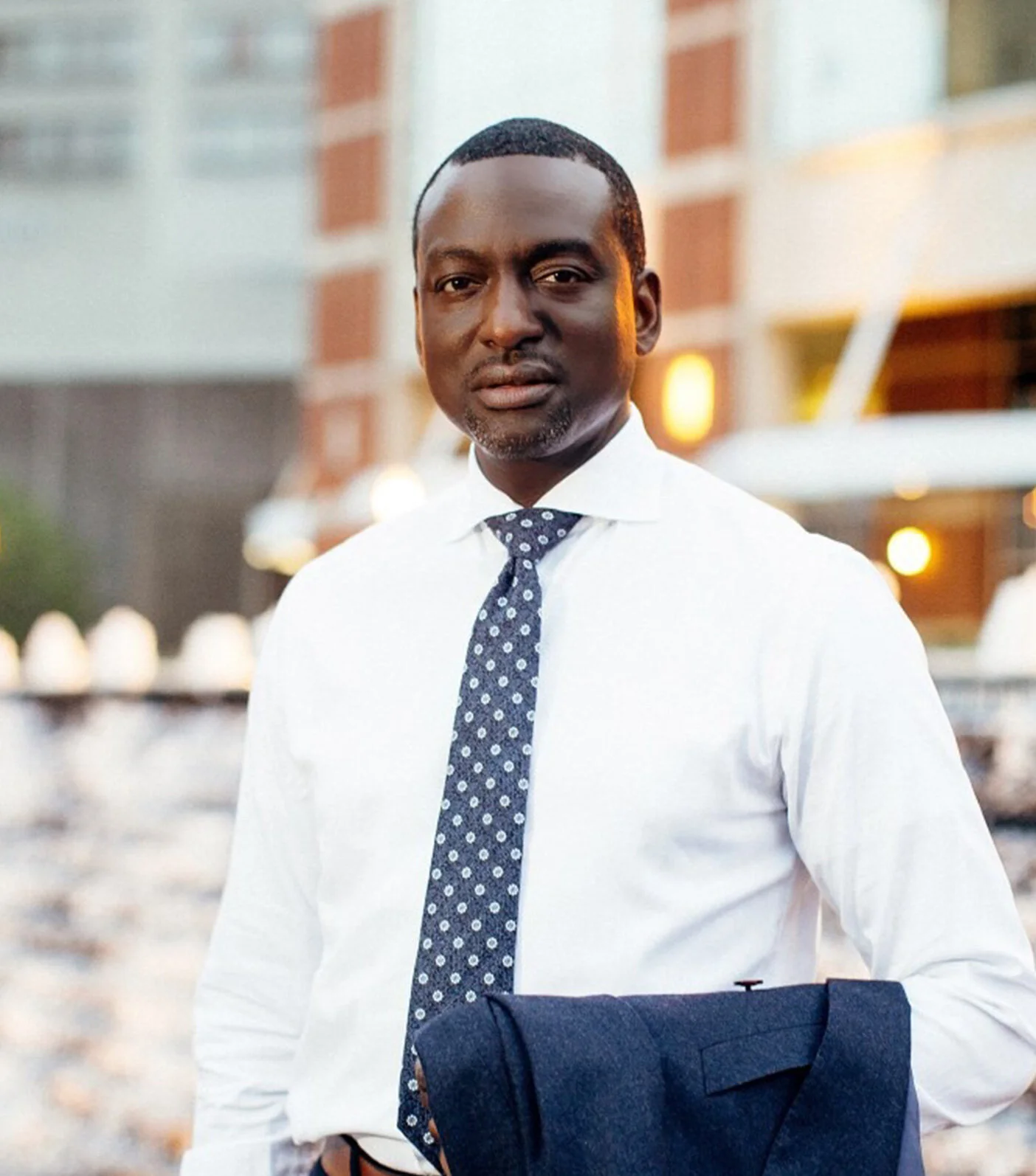 con19-panelist-icons-yusefsalaam-notext.jpg