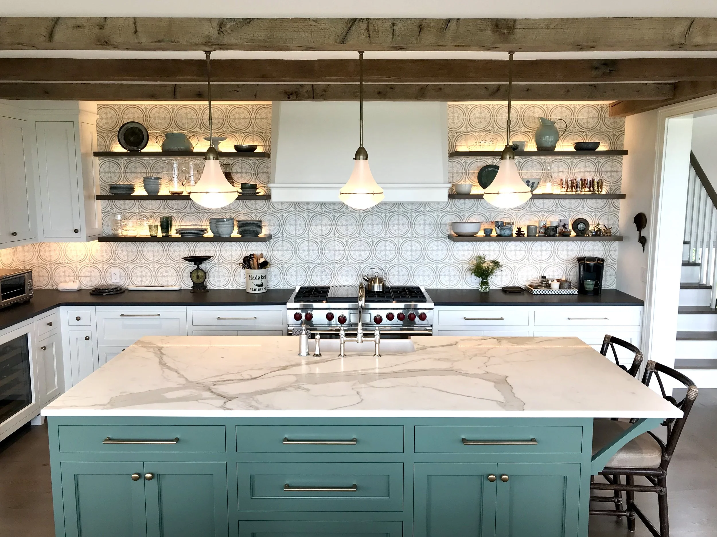 12. Kitchen.jpg