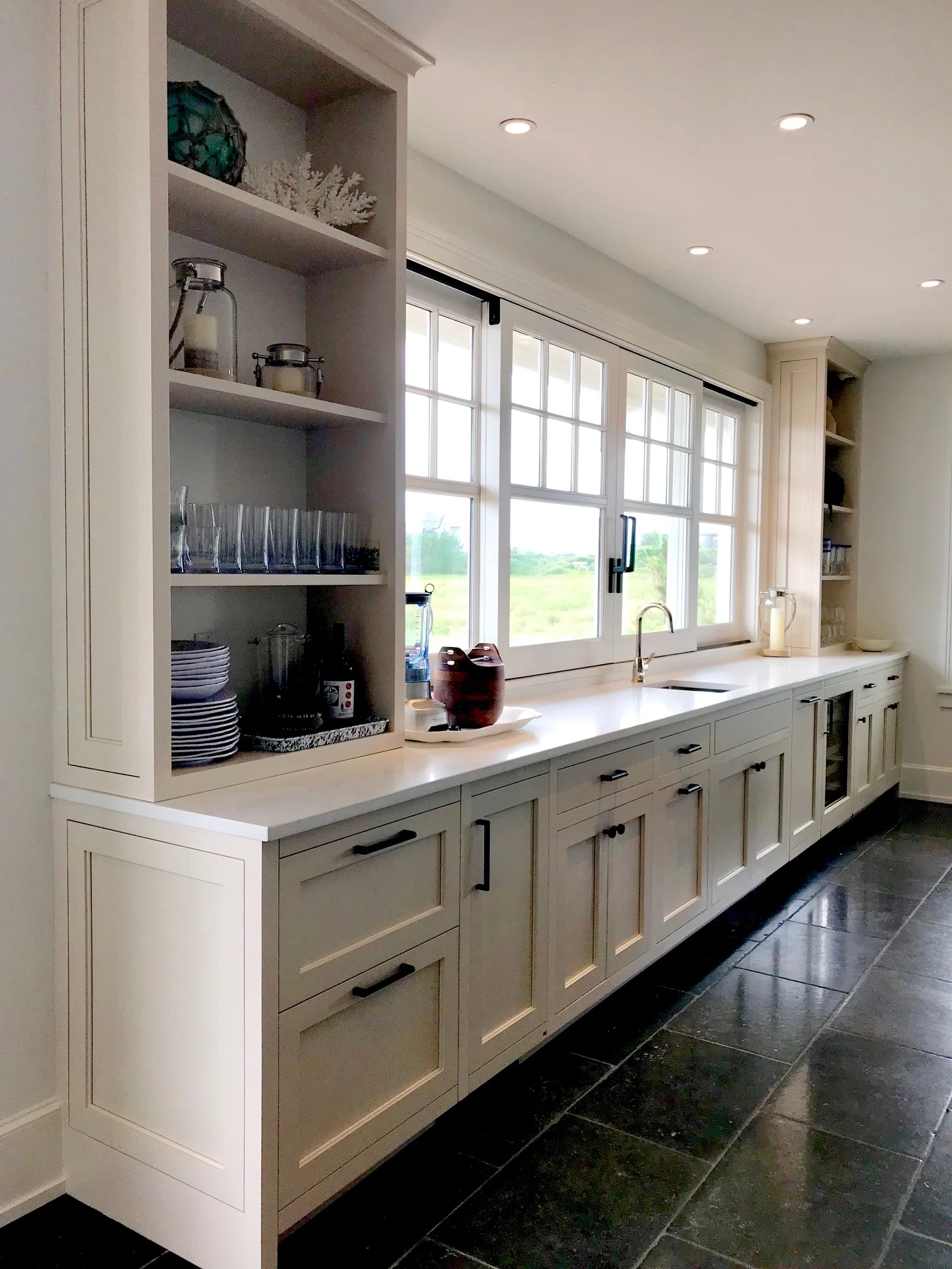 27. Entertainment Kitchen.jpg