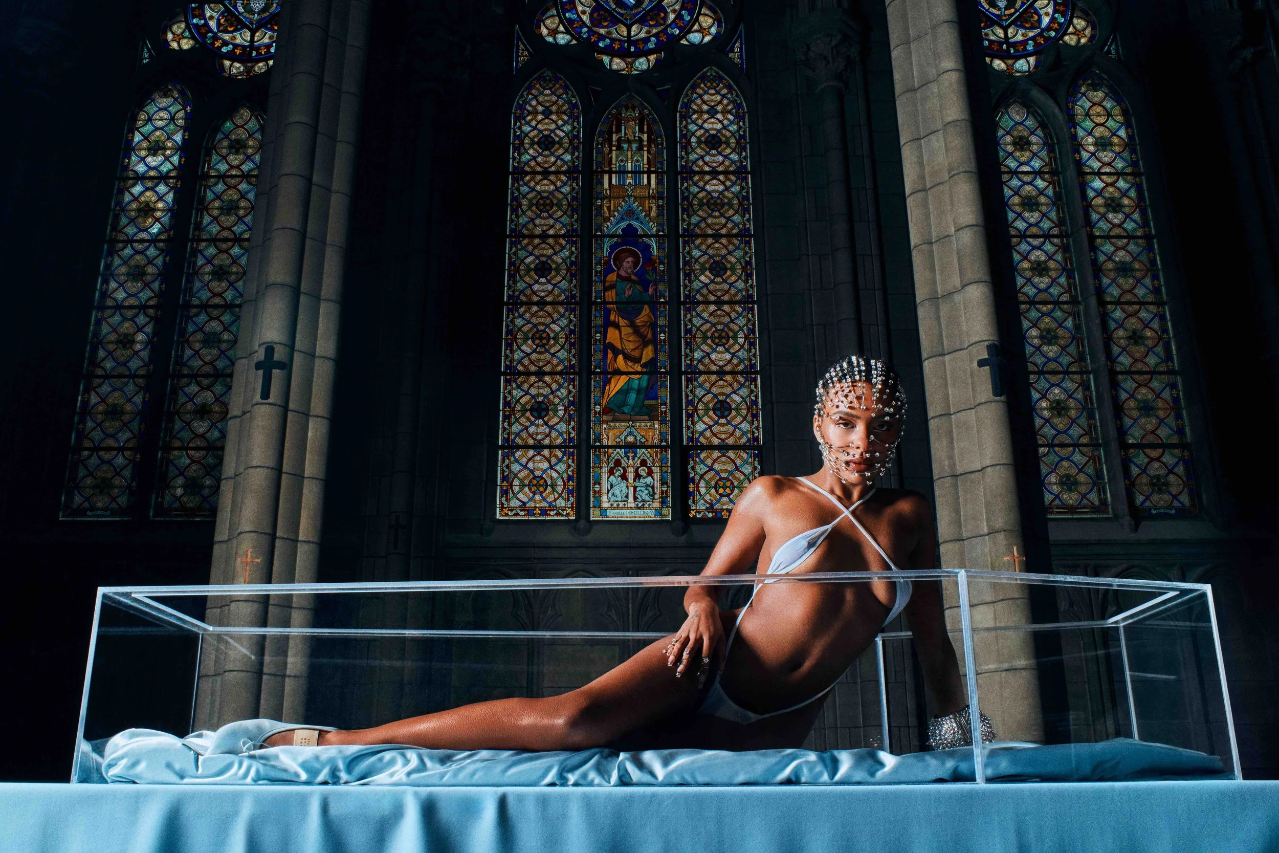 EROTISH 2_CRYSTAL_202511036_JPG.jpg