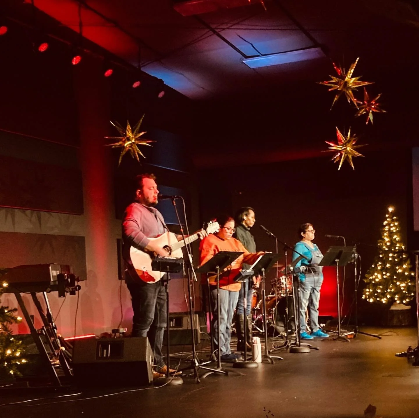 Was a beautiful time celebrating the gifts God gave us at Christmas! 

#roanoke #roanokeva #church