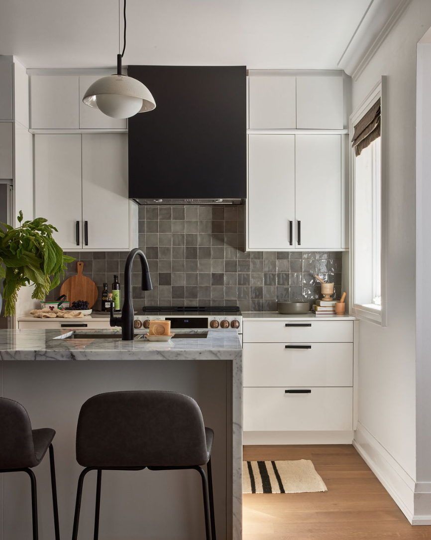 kitchen close up.png