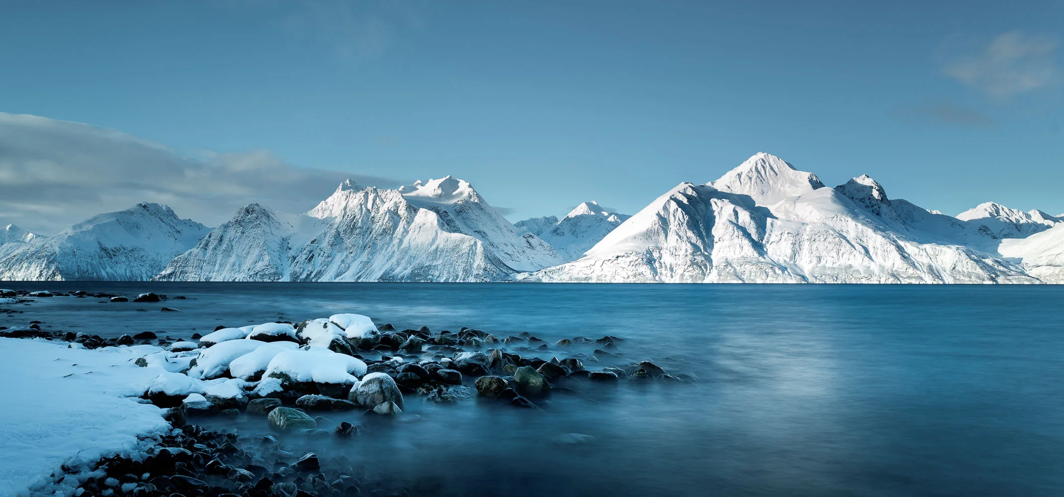 Blick von Spåkenes auf die Lyngen Alpen - Finnmark