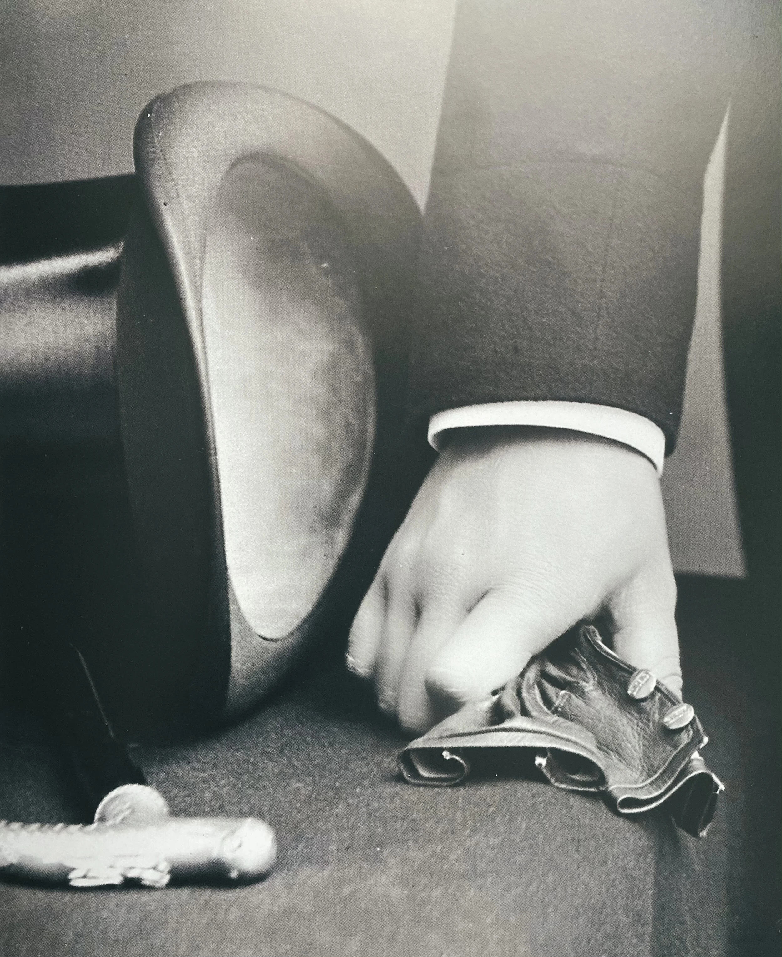 Hat and glove vintage.jpeg