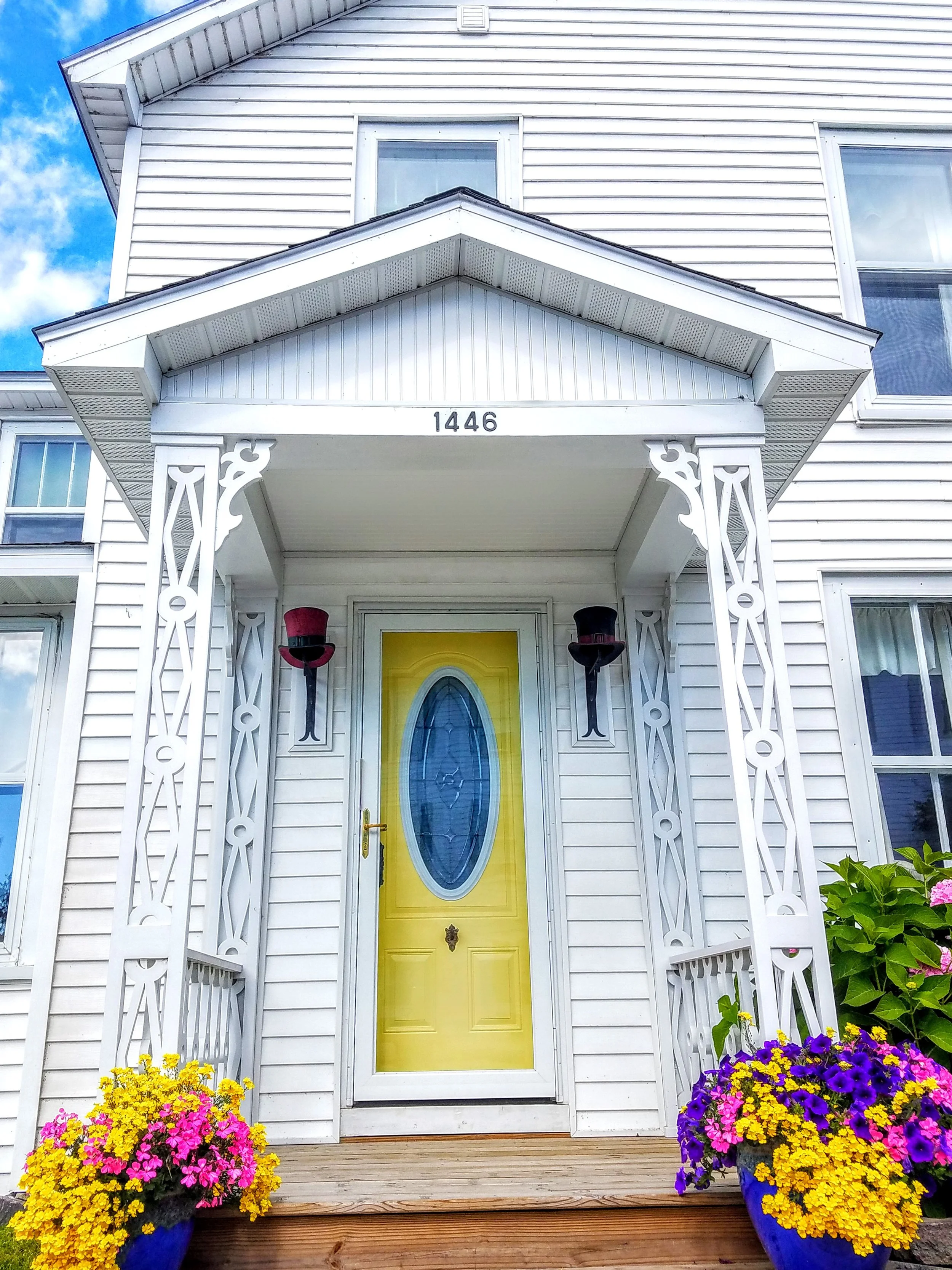 Charming houses along every street