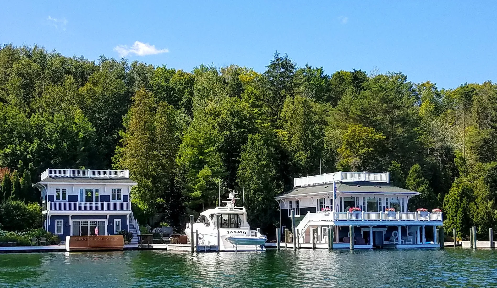 The floating homes of the South Arm. The wet bar ‘Shaken Knot Stern’ is the made out of the stern portion of an old wooden boat.