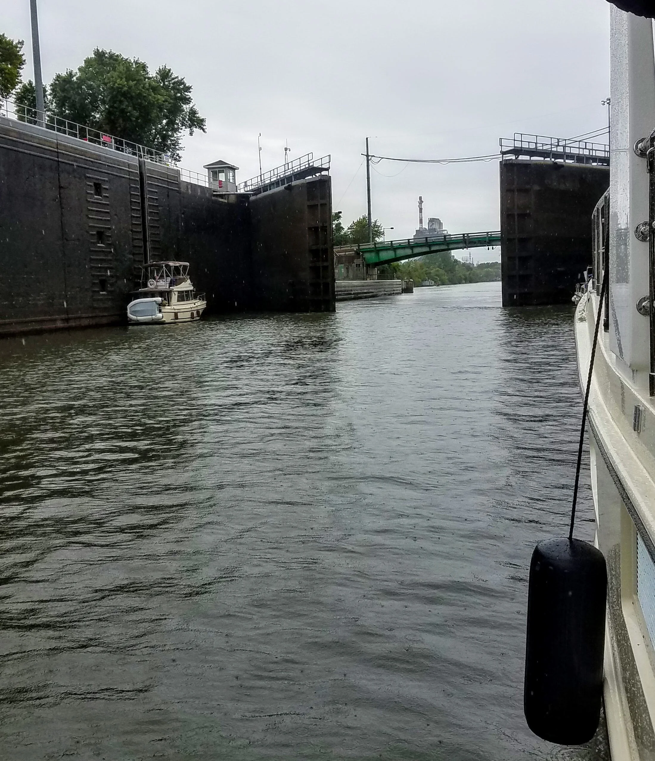 Rainy morning at the Brandon Road Lock and Dam