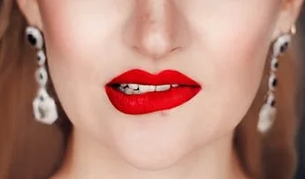 red+lip+2.jpg