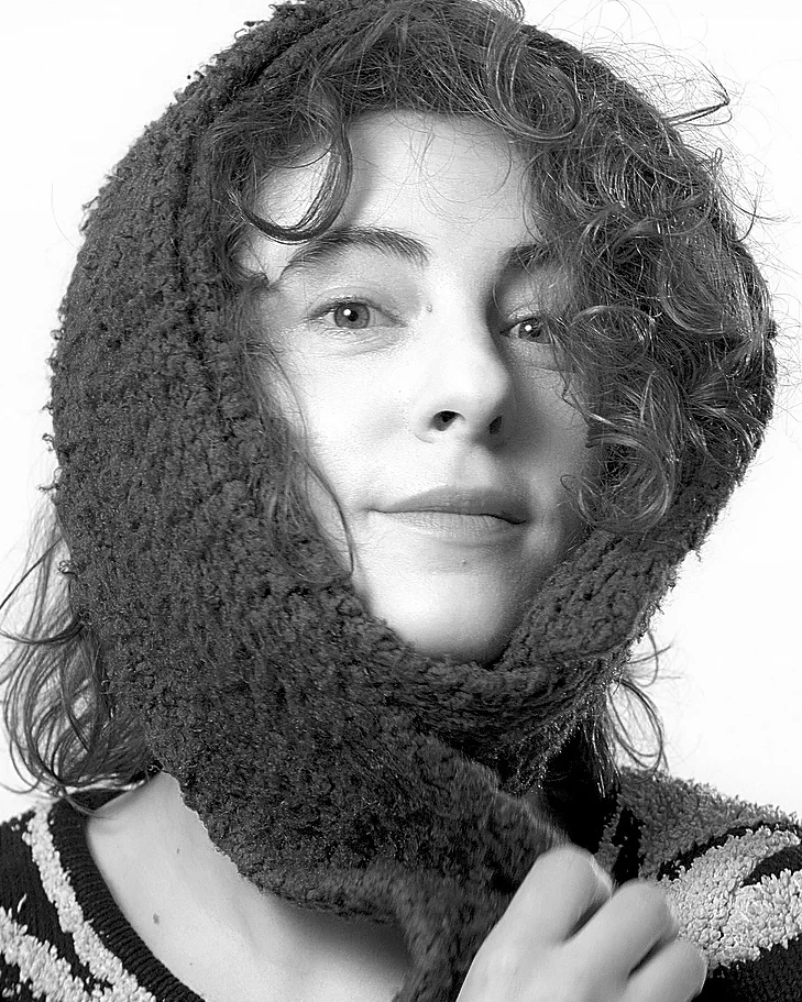 Lara_BF_site_pic_bw.jpg