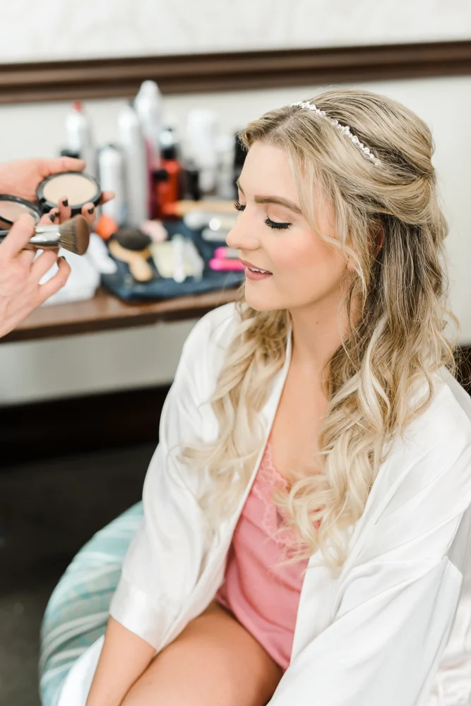Modern and romantic wedding at Palmetto Club at FishHawk-15.jpg