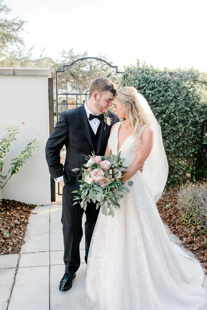Modern and romantic wedding at Palmetto Club at FishHawk-60.jpg