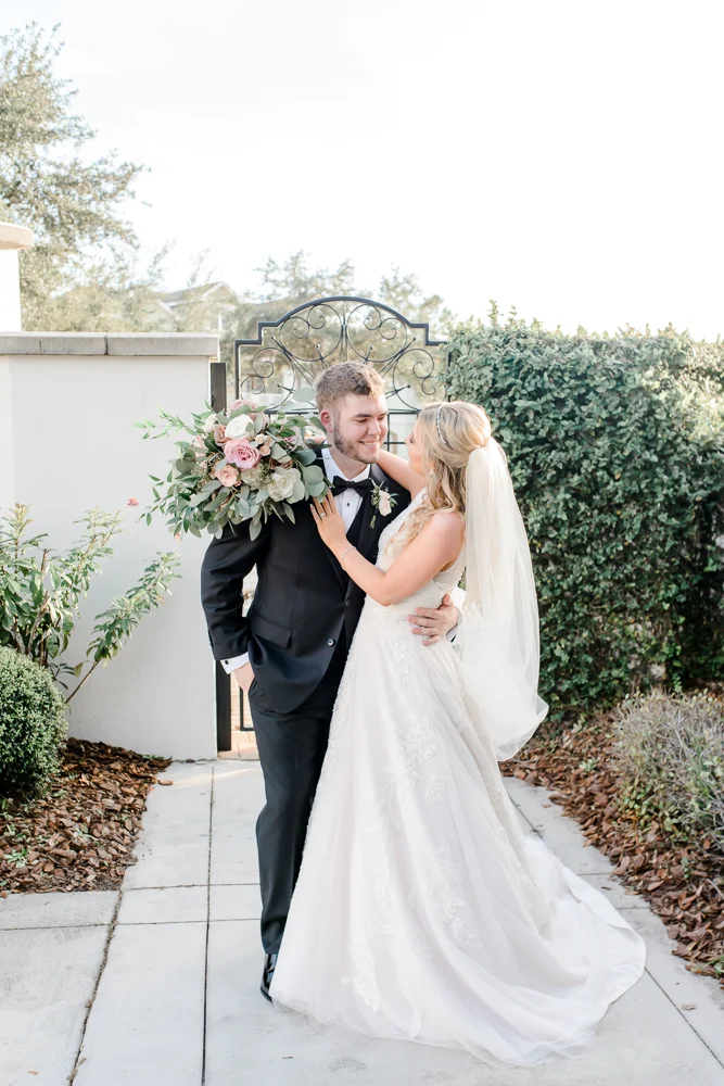 Modern and romantic wedding at Palmetto Club at FishHawk-61.jpg