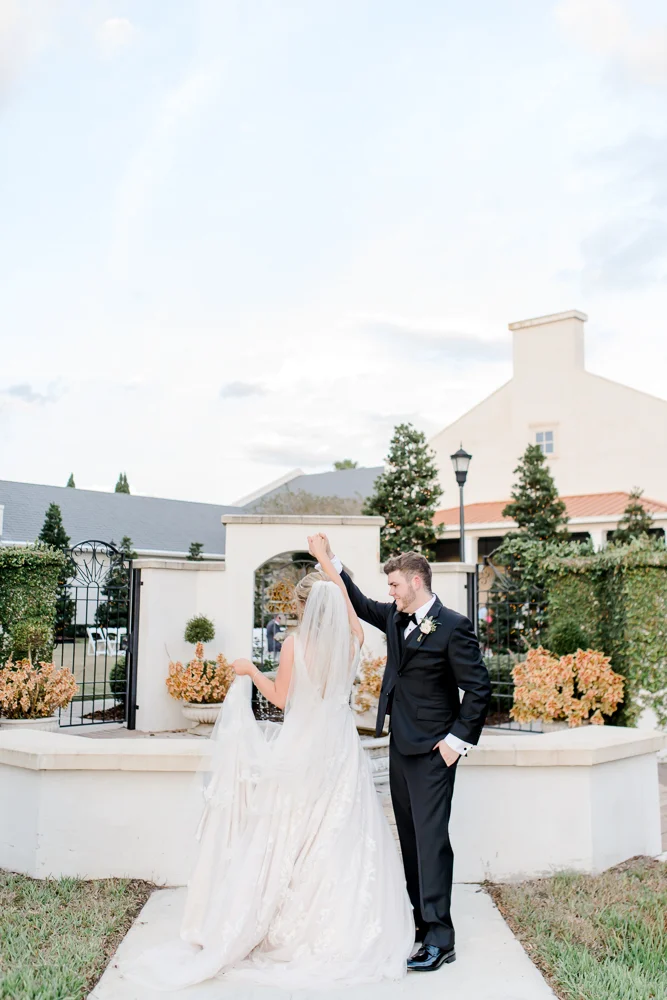 Modern and romantic wedding at Palmetto Club at FishHawk-77.jpg